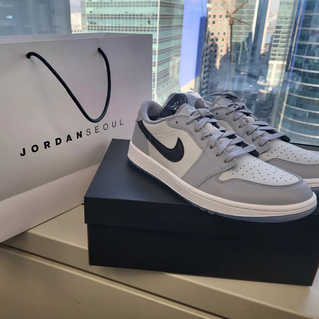 Jordan 1 Low Golf Wolf Grey 착용 스타일 - 1