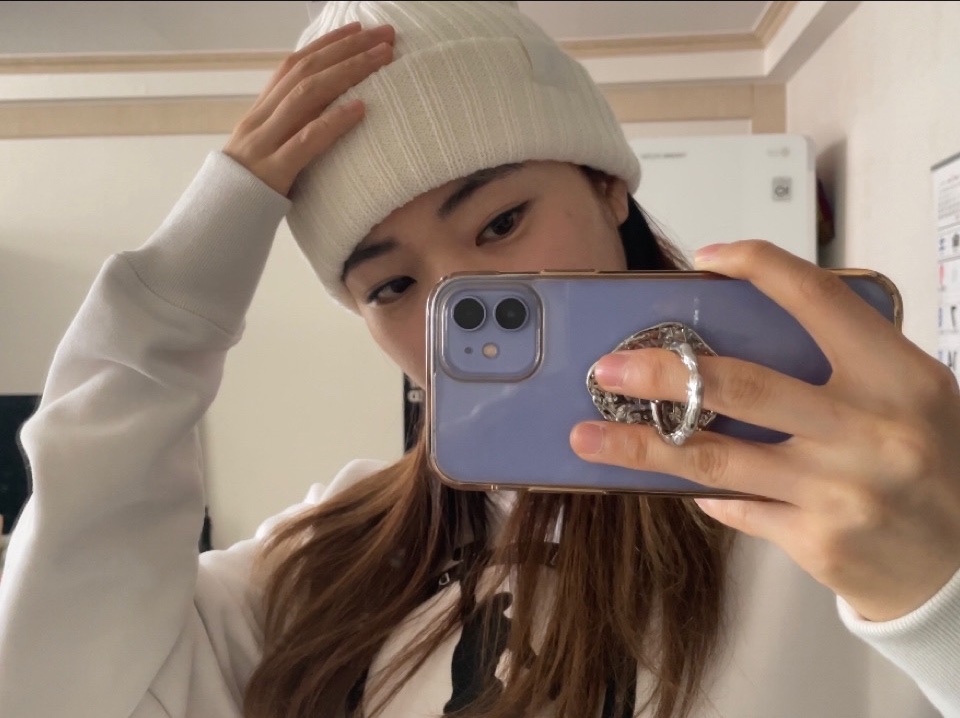 Nike NRG Beanie Summit White, Jordan x Off-White Hoodie Phantom - Asia 착용 스타일