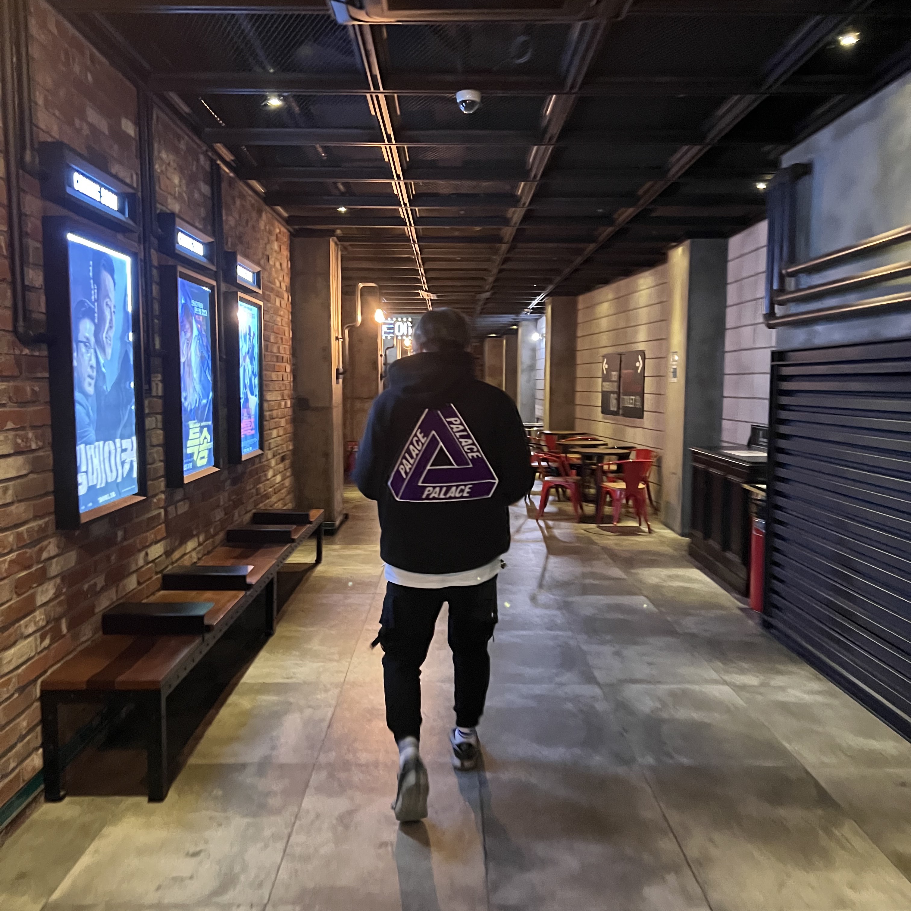Palace Tri-Chenille Hood Black - 21FW, Nike x Peaceminusone Air Force 1 Low Para-Noise 착용 스타일