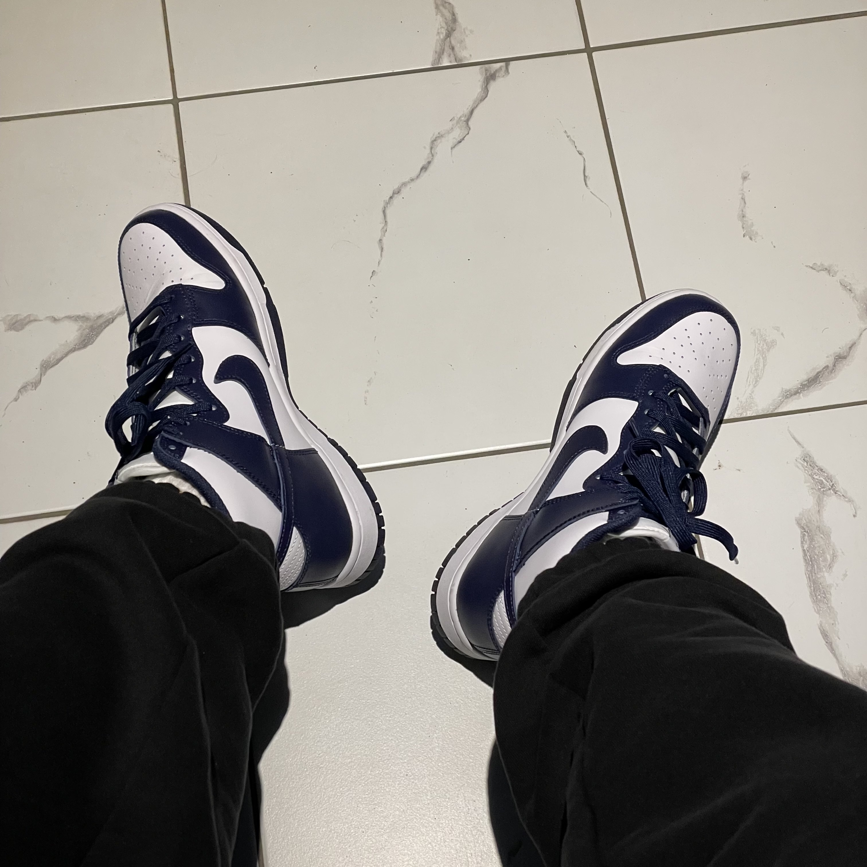 Nike Dunk High Retro Championship Navy 착용 스타일