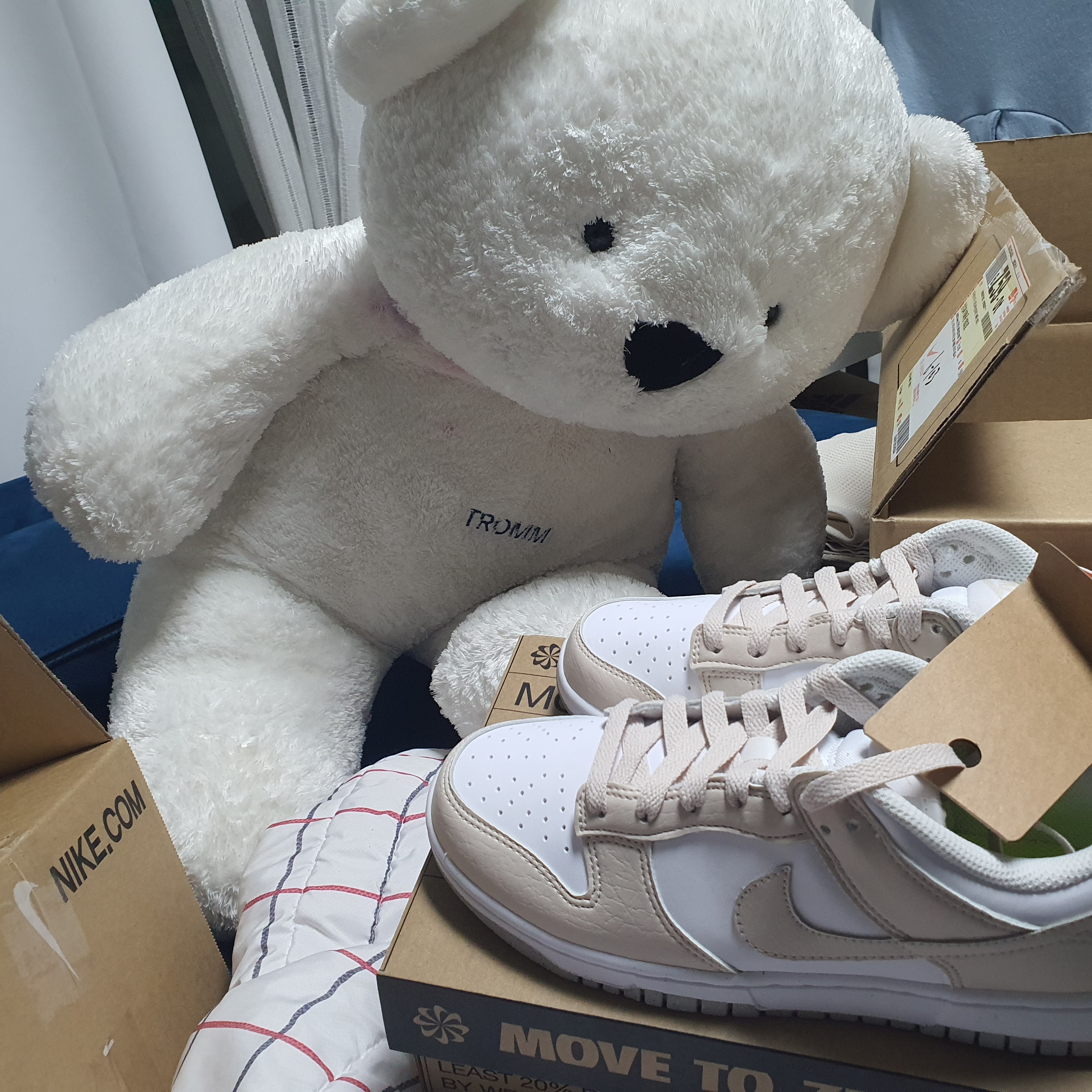 (W) Nike Dunk Low Next Nature Light Orewood Brown 착용 스타일