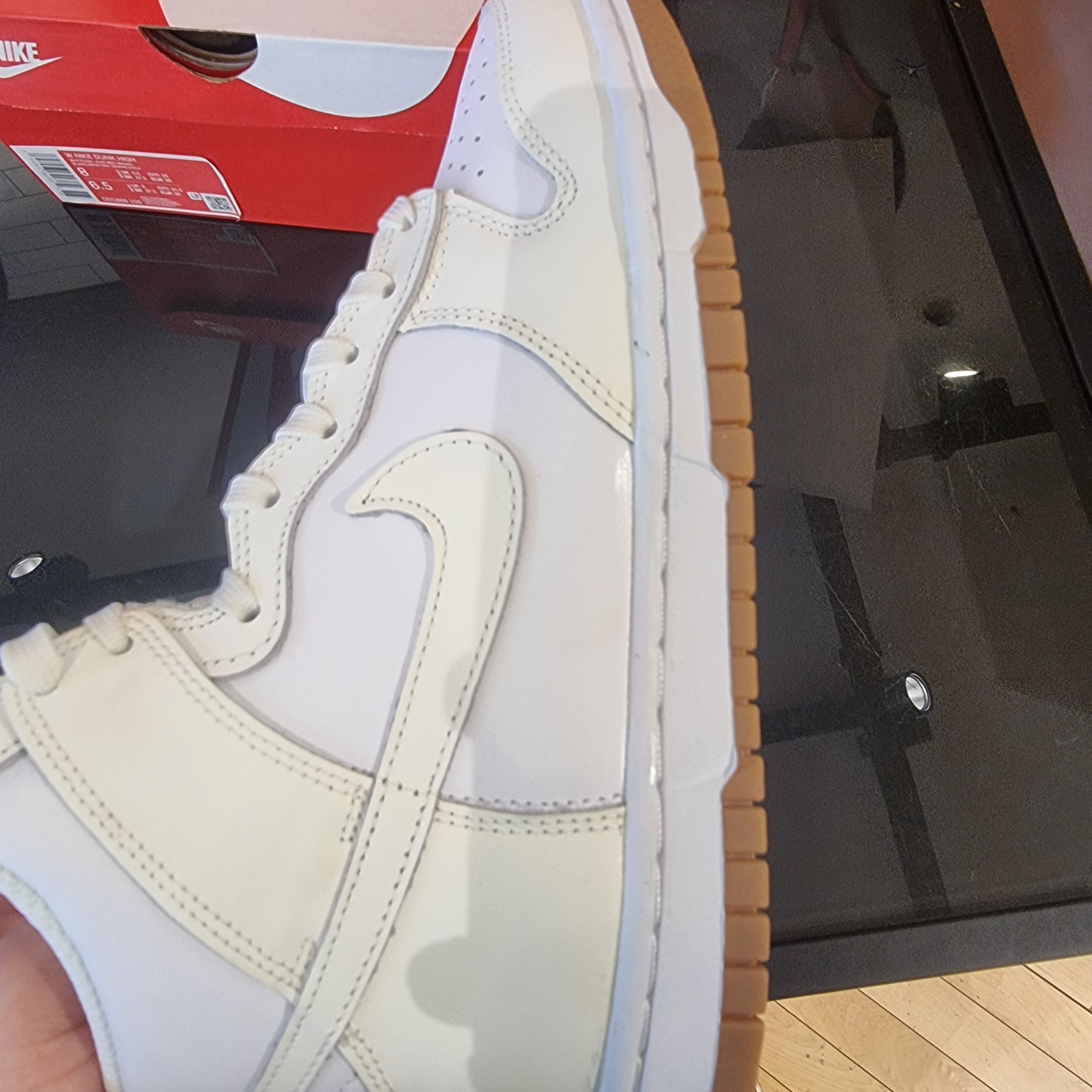 (W) Nike Dunk High Sail Gum 착용 스타일 - 4