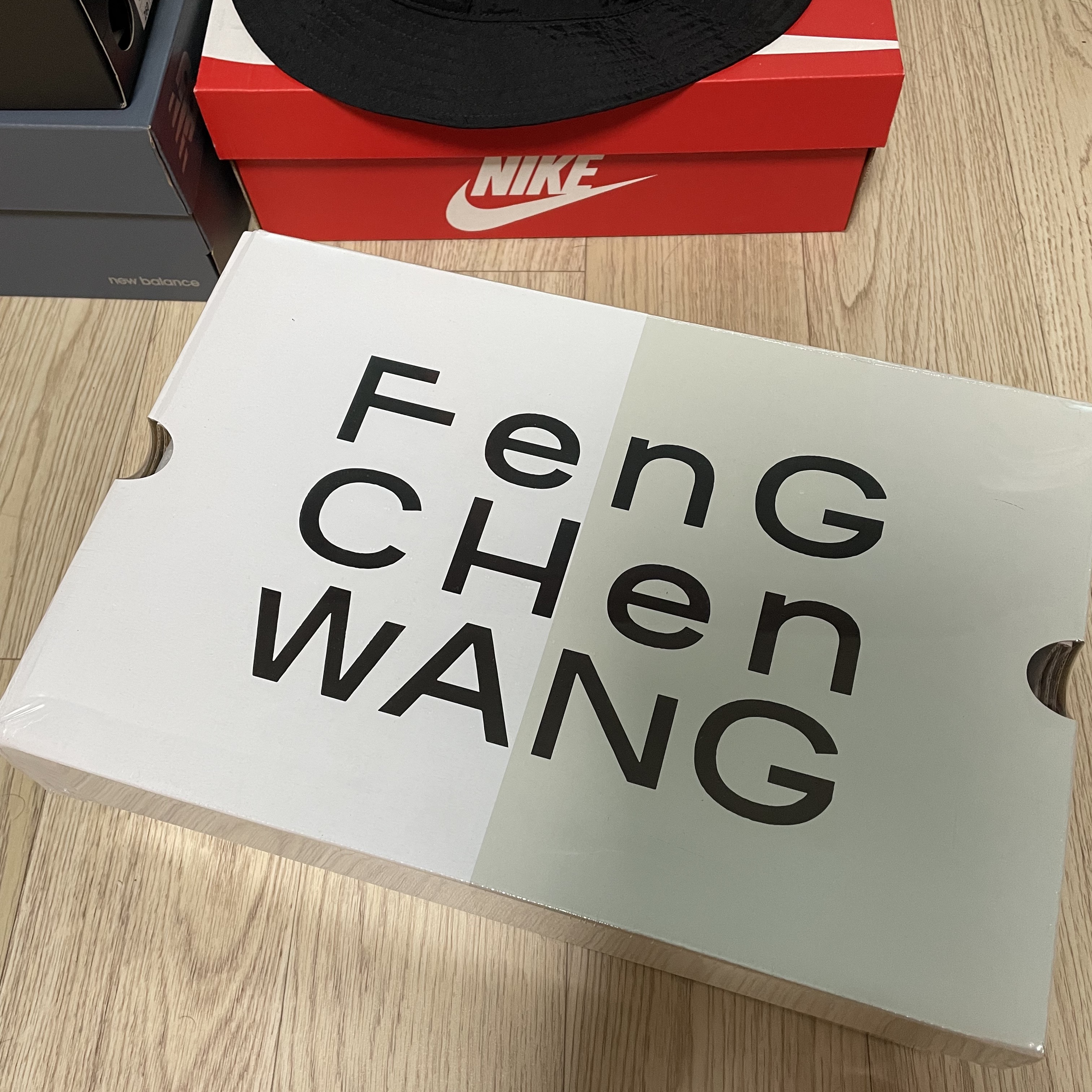 Converse x Feng Chen Wang Chuck 70 2-in-1 Persimmon Orange, Nike x Stussy Bucket Hat Black 착용 스타일 - 4