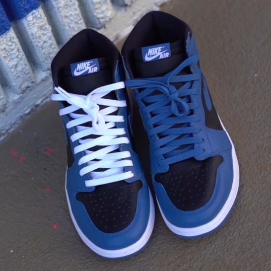Jordan 1 Retro High OG Dark Marina Blue 착용 스타일