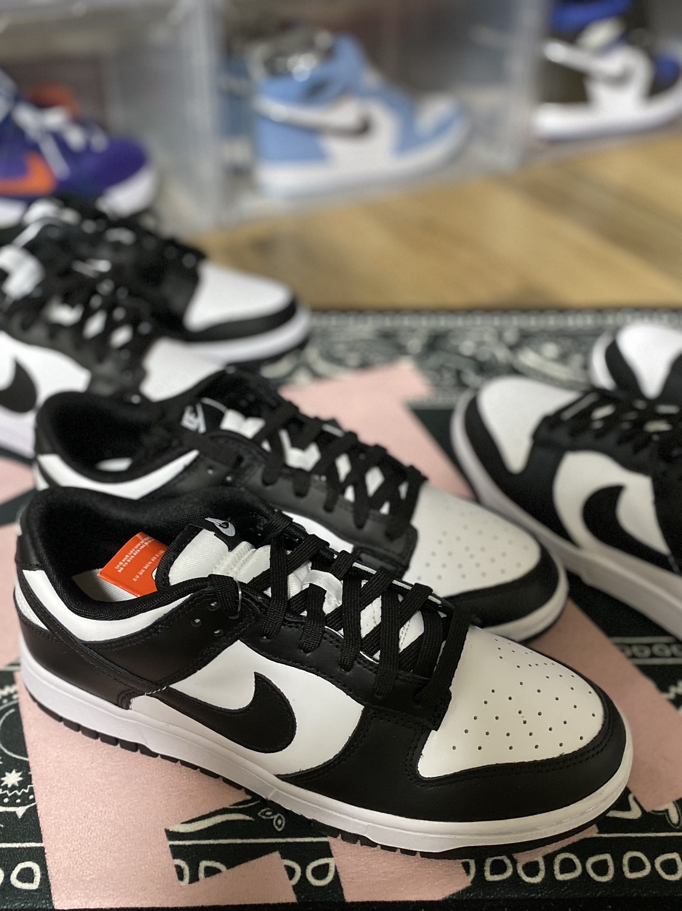 Nike Dunk Low Retro Black 착용 스타일 - 1