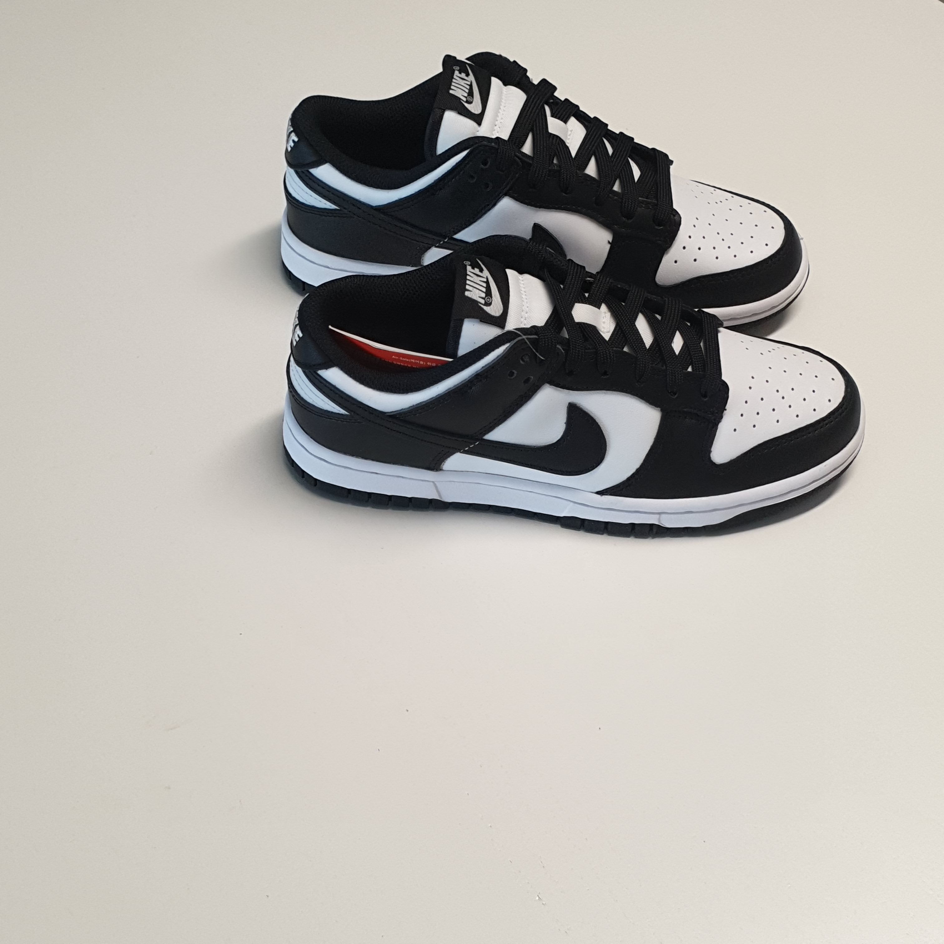 (W) Nike Dunk Low Black 착용 스타일 - 4