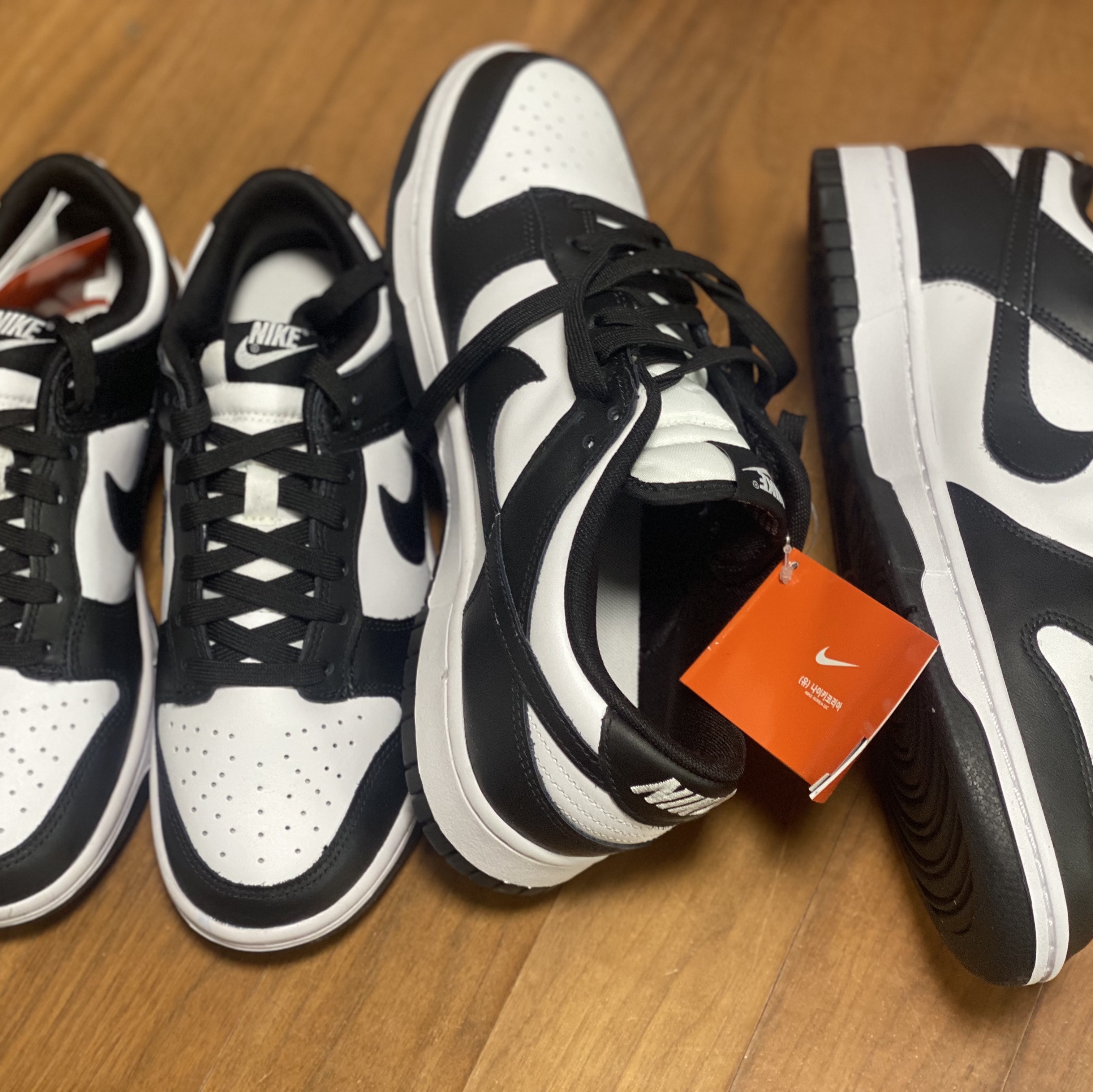 (W) Nike Dunk Low Black, Nike Dunk Low Retro Black 착용 스타일 - 1