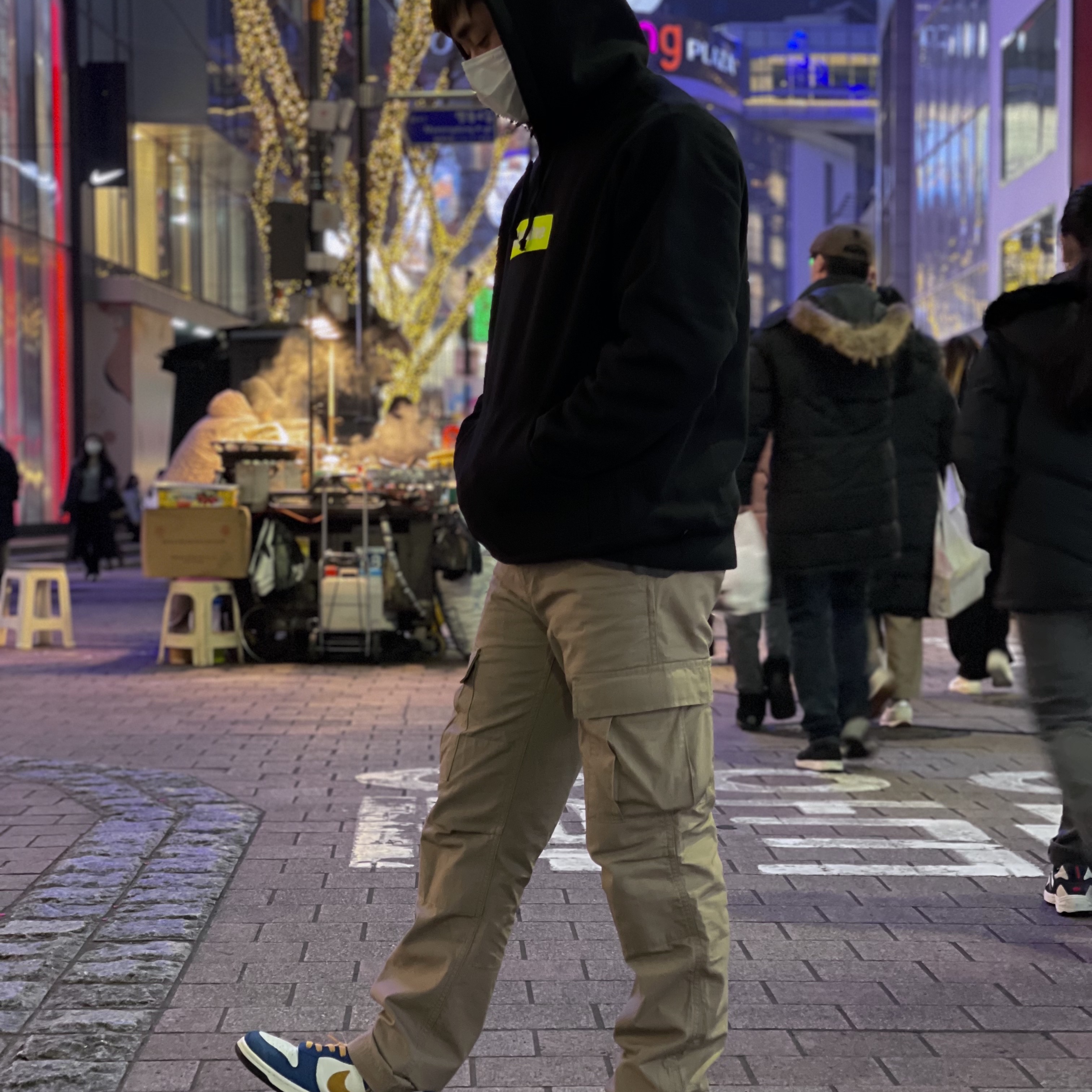 Nike x Kasina Dunk Low 80's Bus, Supreme Box Logo Hooded Sweatshirt Black - 17FW 착용 스타일