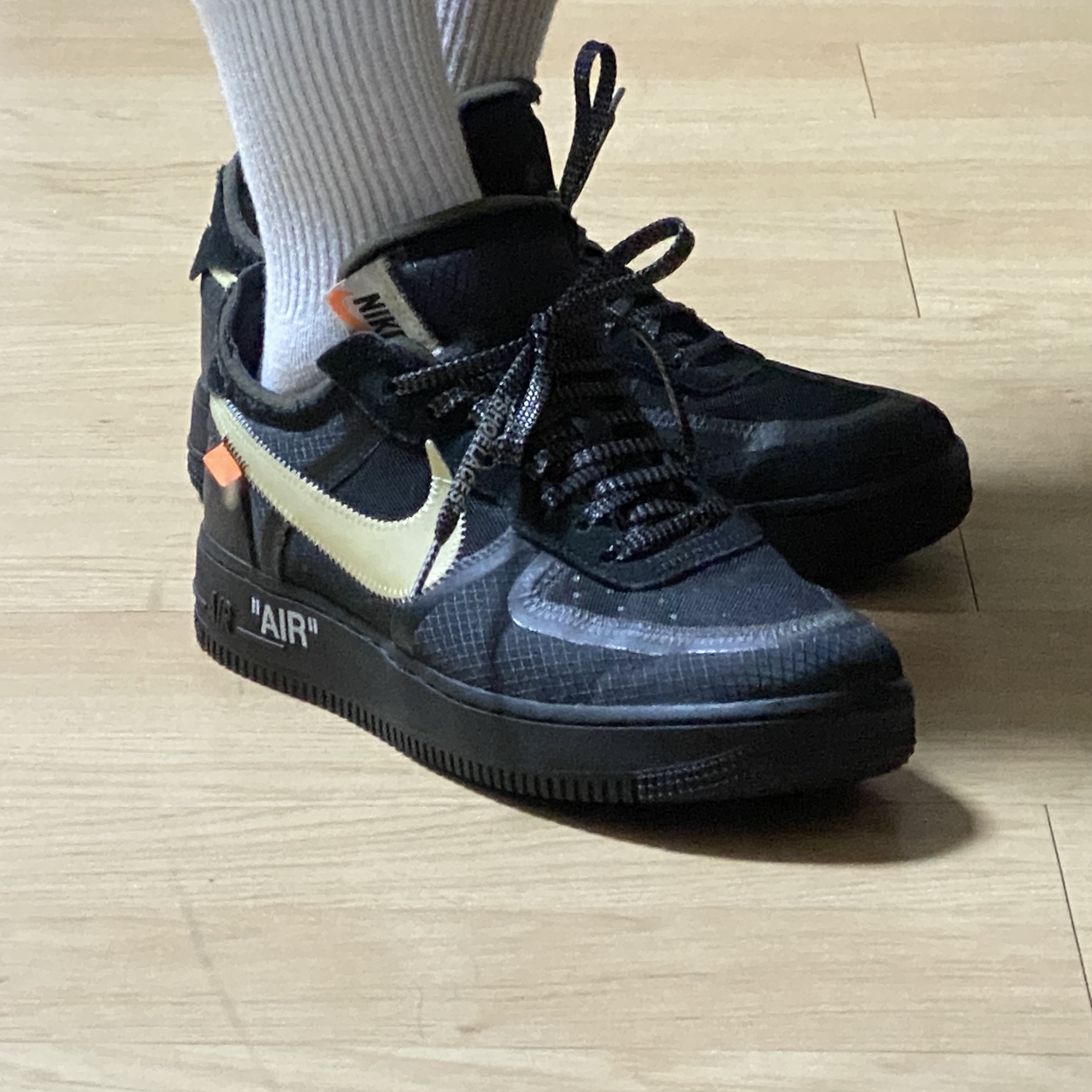 Nike x Off-White Air Force 1 Low Black White 착용 스타일