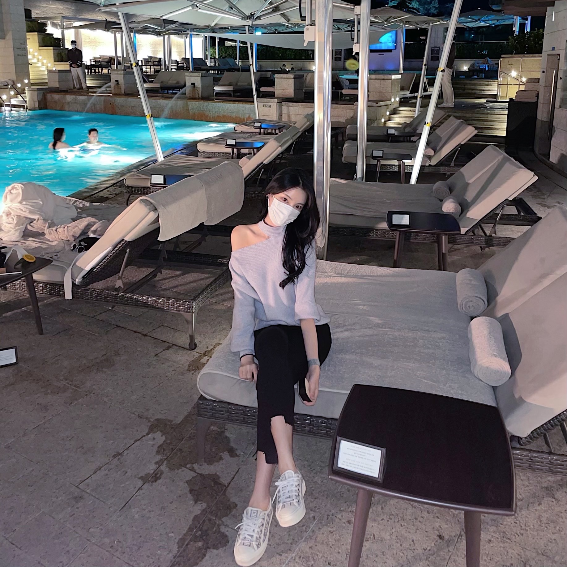 Dior B23 Low Dior Oblique White & Black 착용 스타일 - 2
