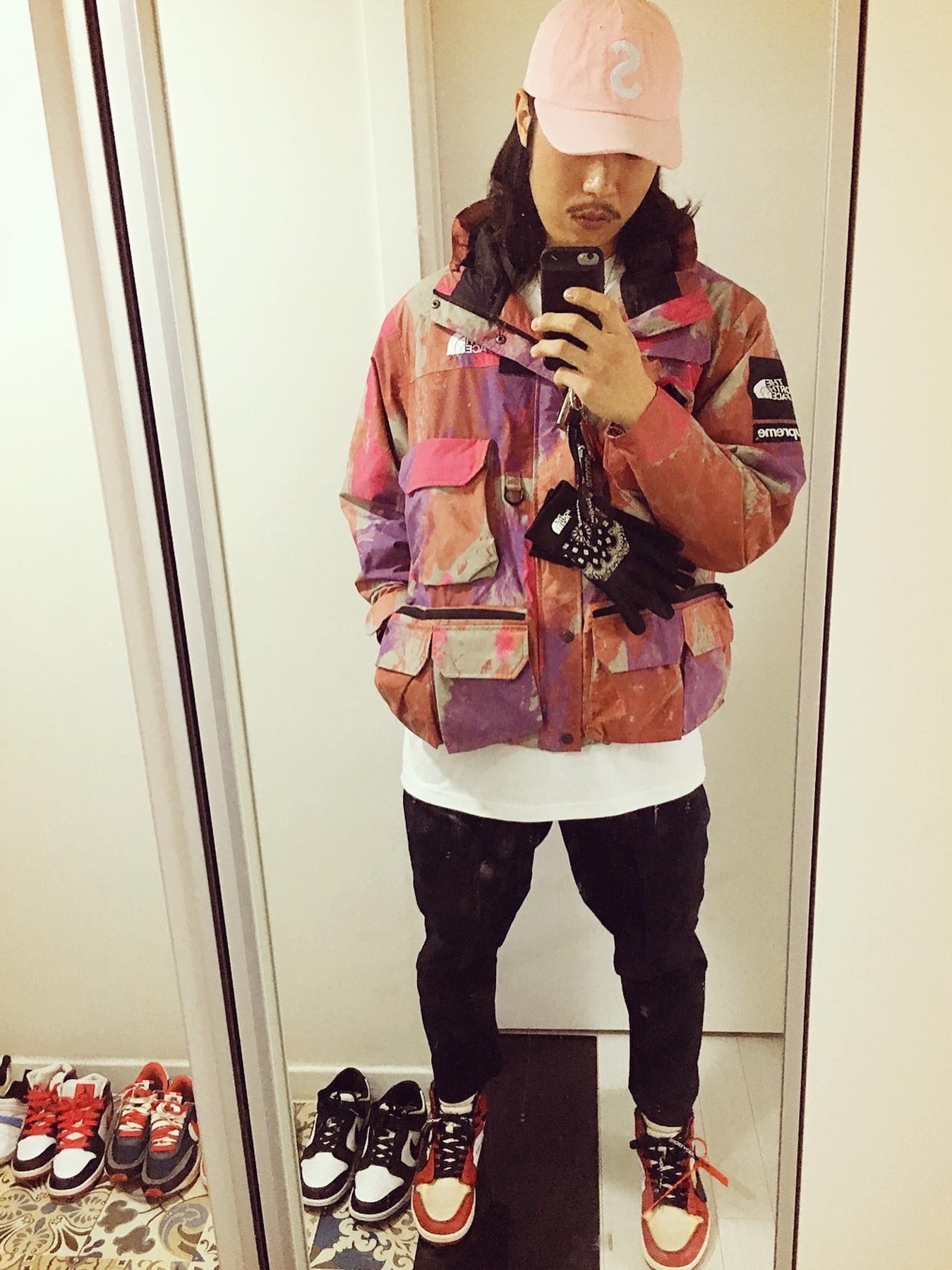 Jordan 1 x Off-White Retro High Chicago The Ten, Nike ACG Cargo Pants Black - Asia 착용 스타일 - 3