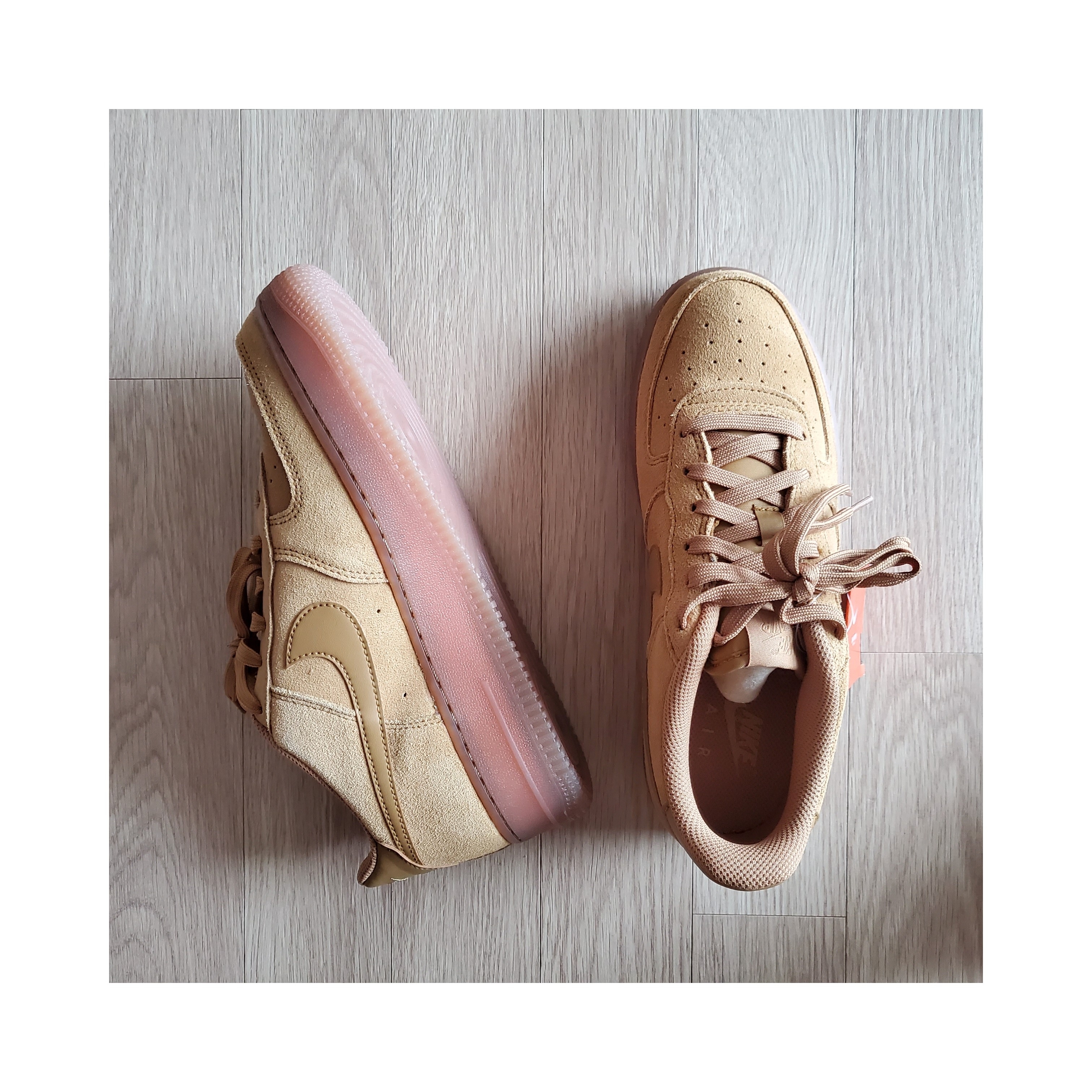 (GS) Nike Air Force 1 LV8 3 Wheat 착용 스타일 - 1