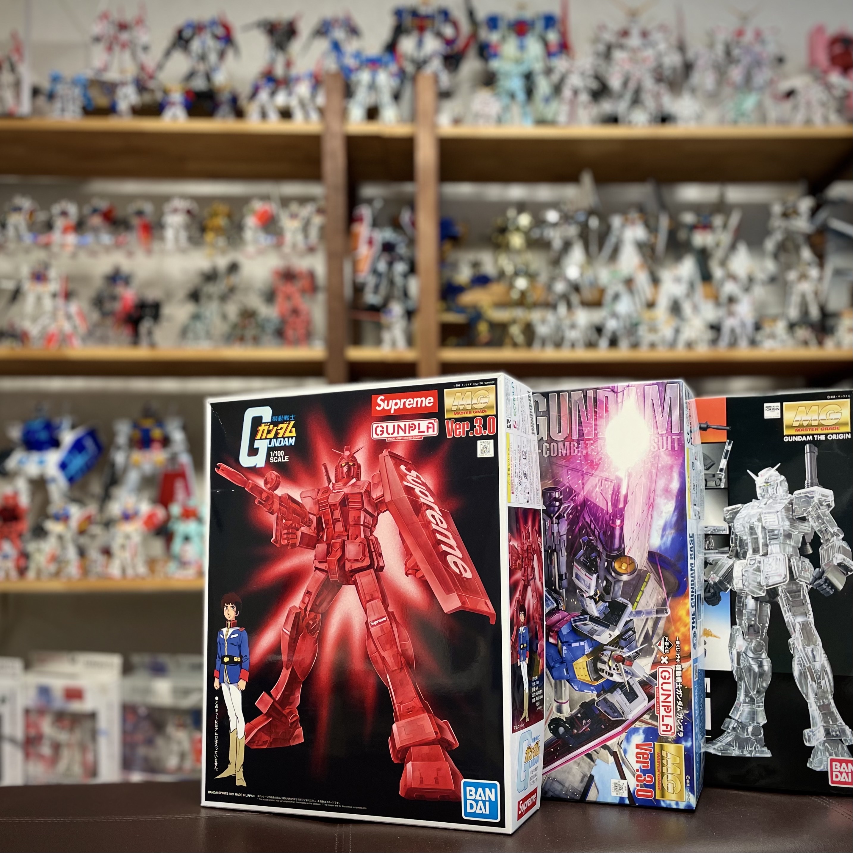 Supreme MG 1/100 RX-78-2 Gundam Ver. 3.0 착용 스타일 - 1