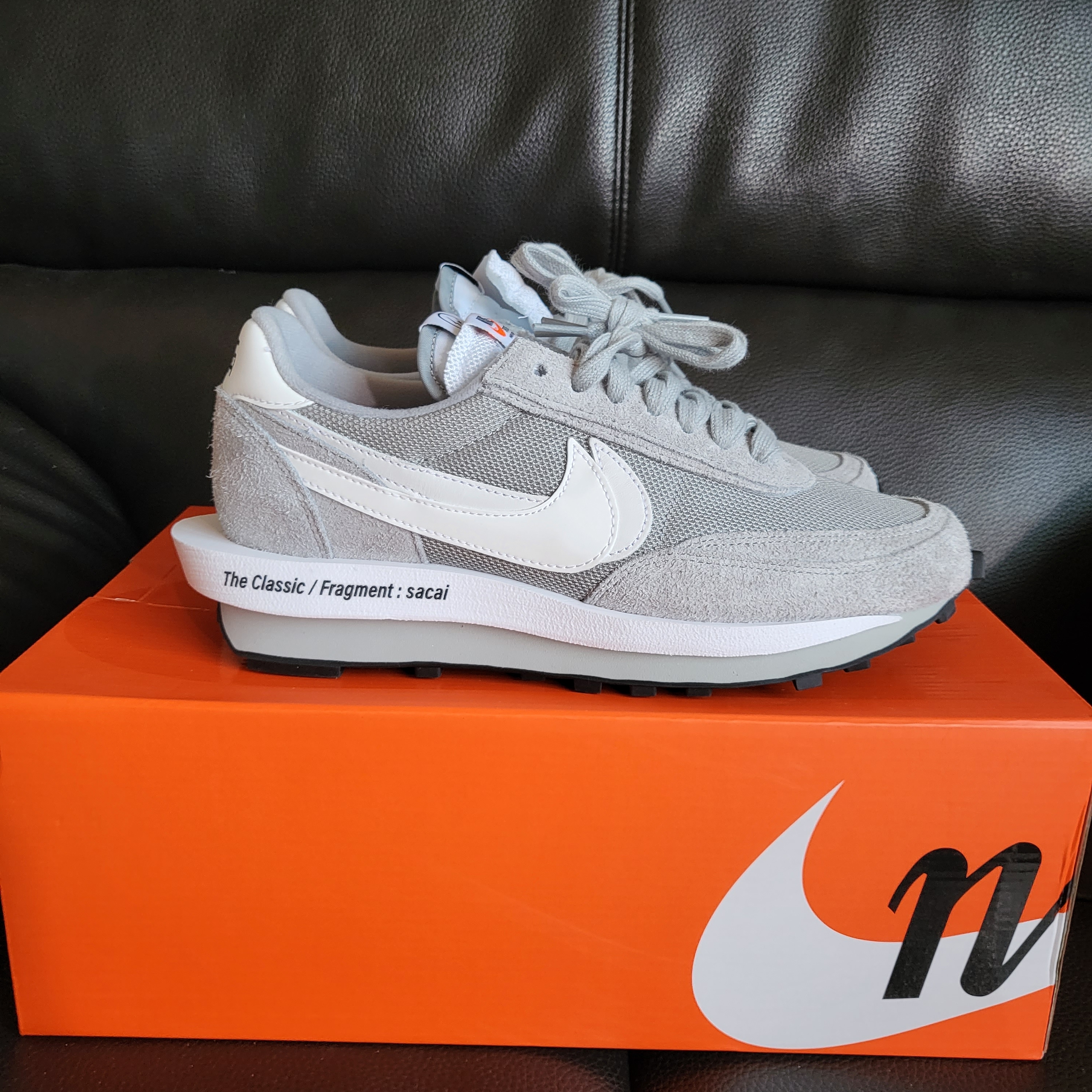 Nike x Sacai x Fragment LDWaffle Light Smoke Grey 착용 스타일 - 2