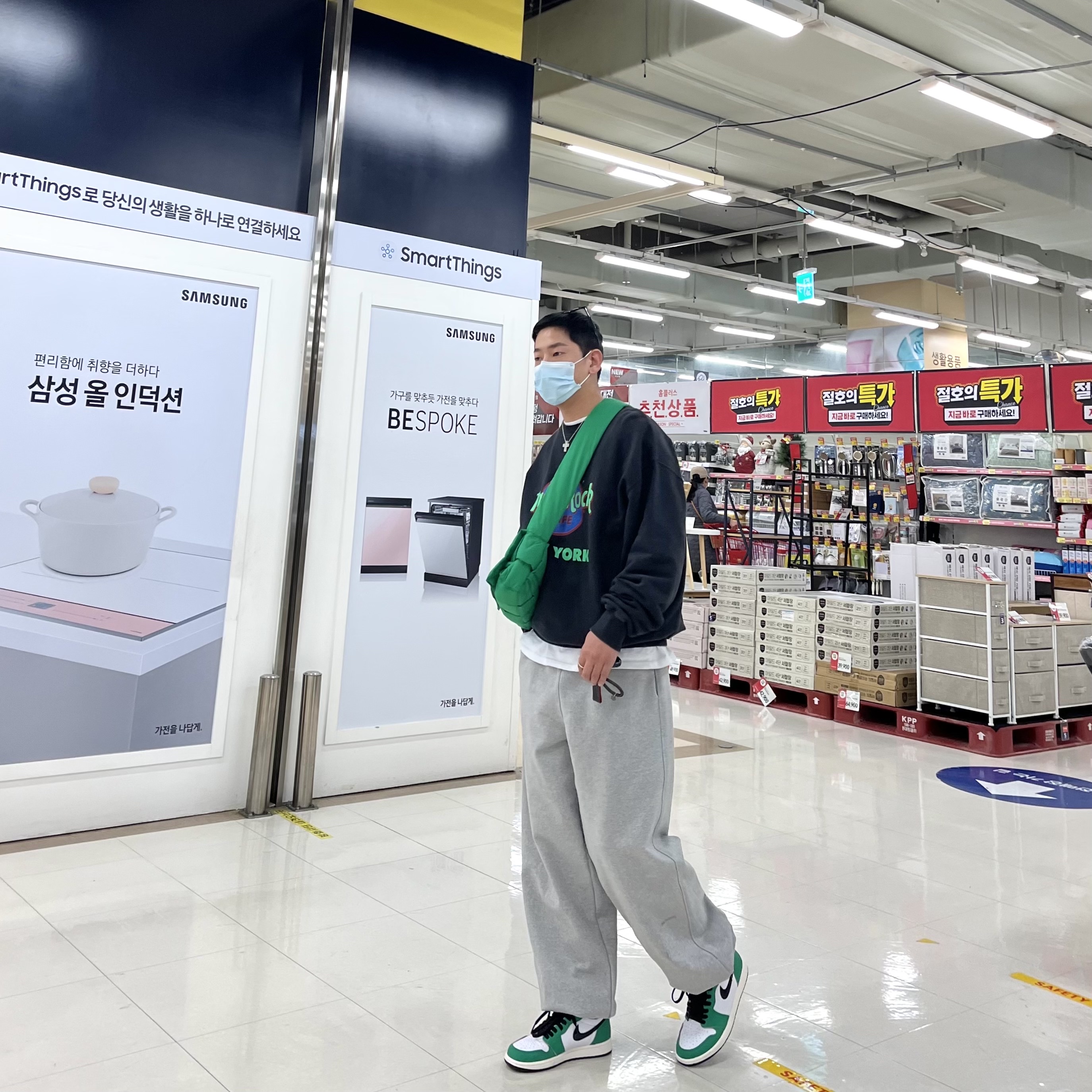 (W) Jordan 1 Retro High OG Lucky Green 착용 스타일