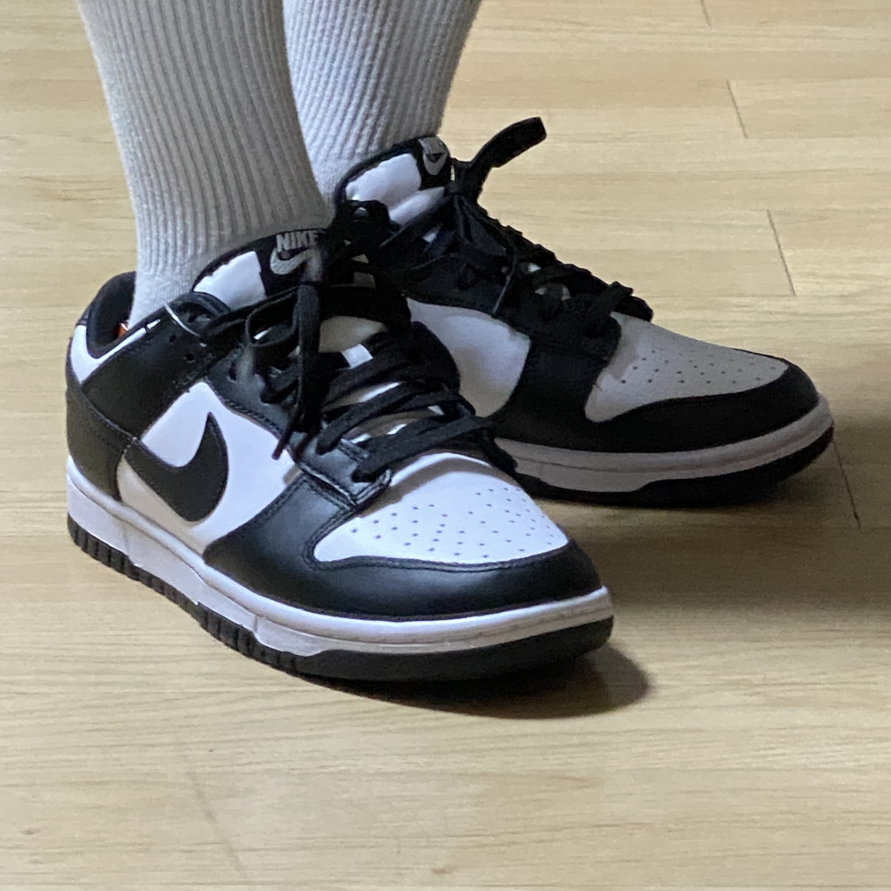 Nike Dunk Low Retro Black 착용 스타일