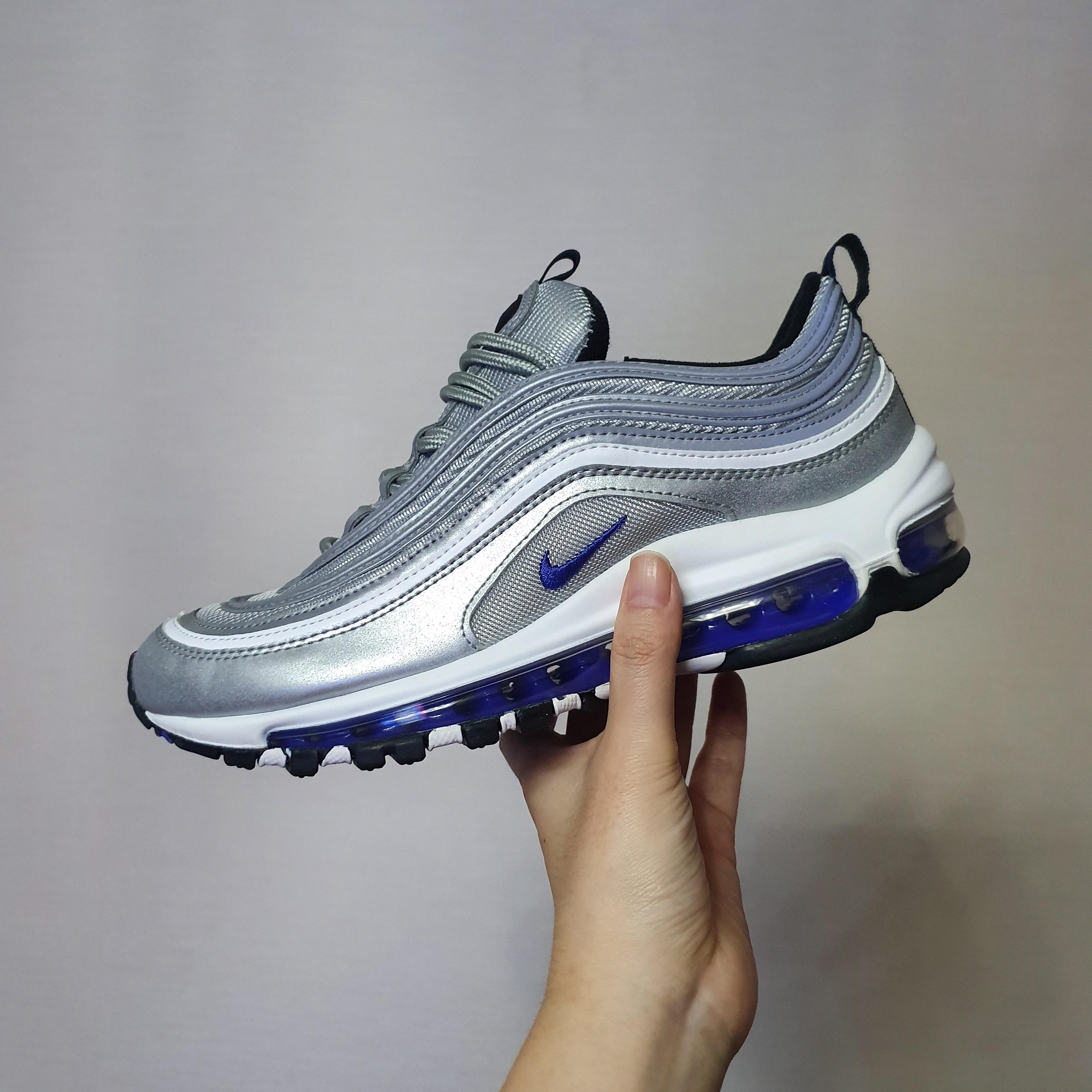 Nike Air Max 97 Persian Violet 착용 스타일 - 1