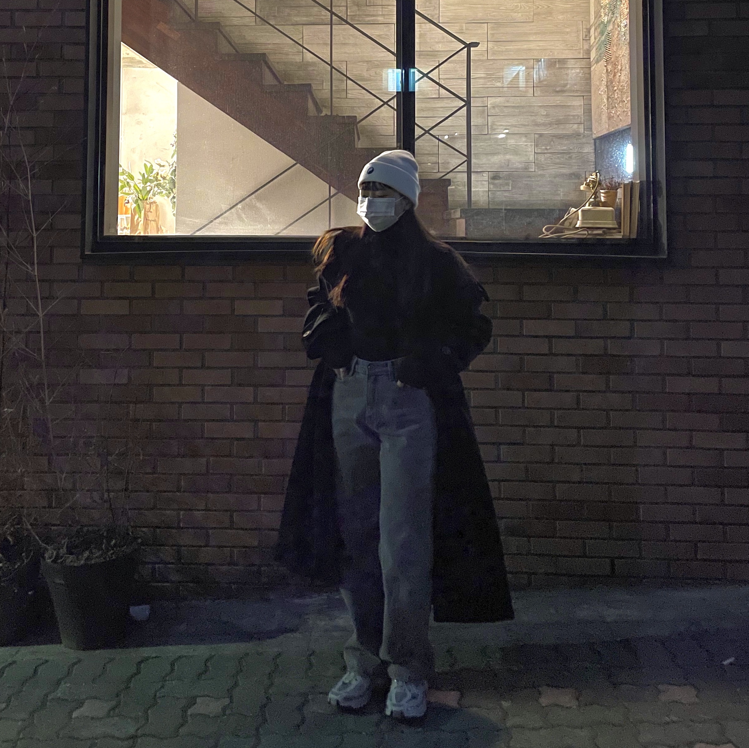 Stussy x Our Legacy Yin Yang Beanie Bone, Salomon ACS Pro ADV Metal Frost Grey 착용 스타일 - 1