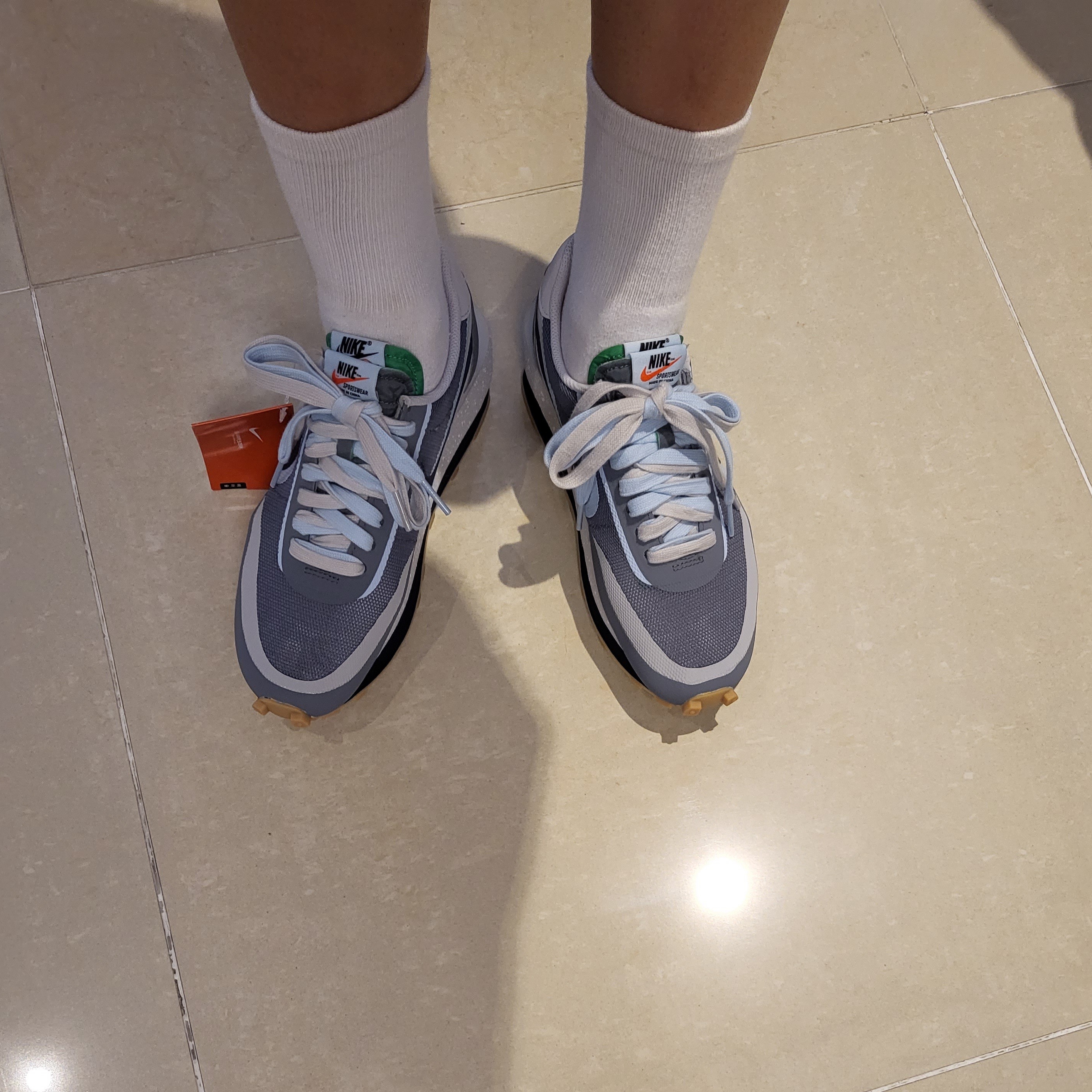 Nike x Sacai x Clot LDWaffle Cool Grey 착용 스타일 - 1