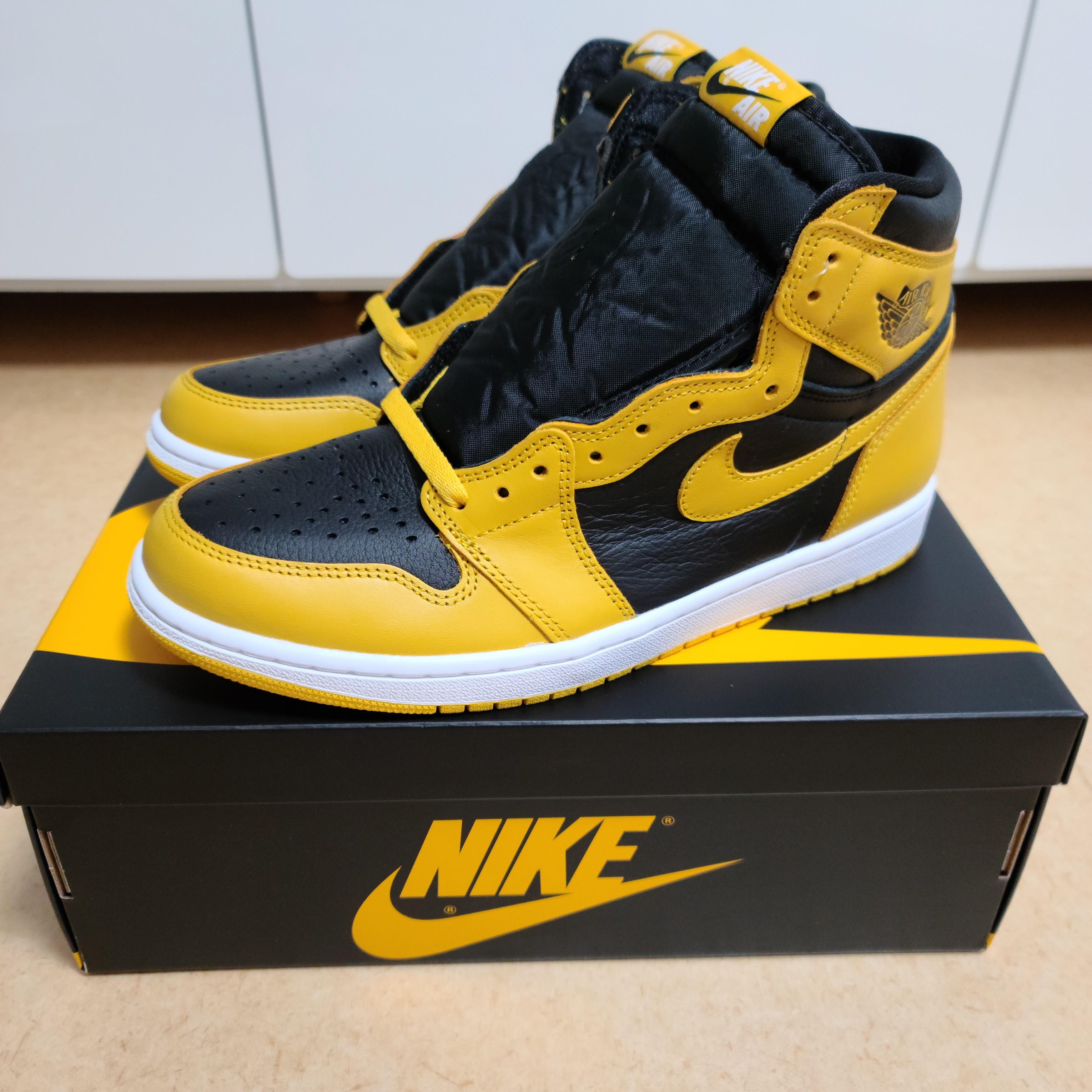Jordan 1 Retro High OG Pollen 착용 스타일