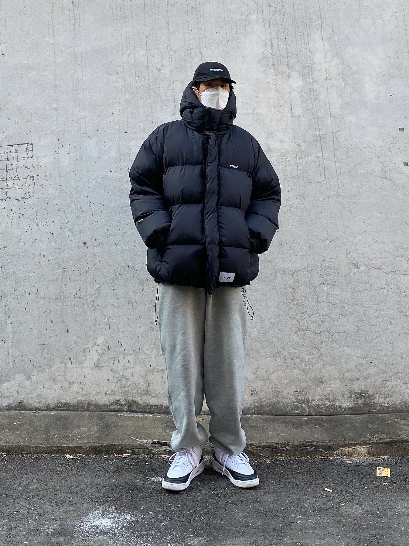 Jordan 3 x Fragment Retro SP White Black, Nike x Stussy NRG ZR Fleece Pants Heather Grey - US/EU 착용 스타일 - 2