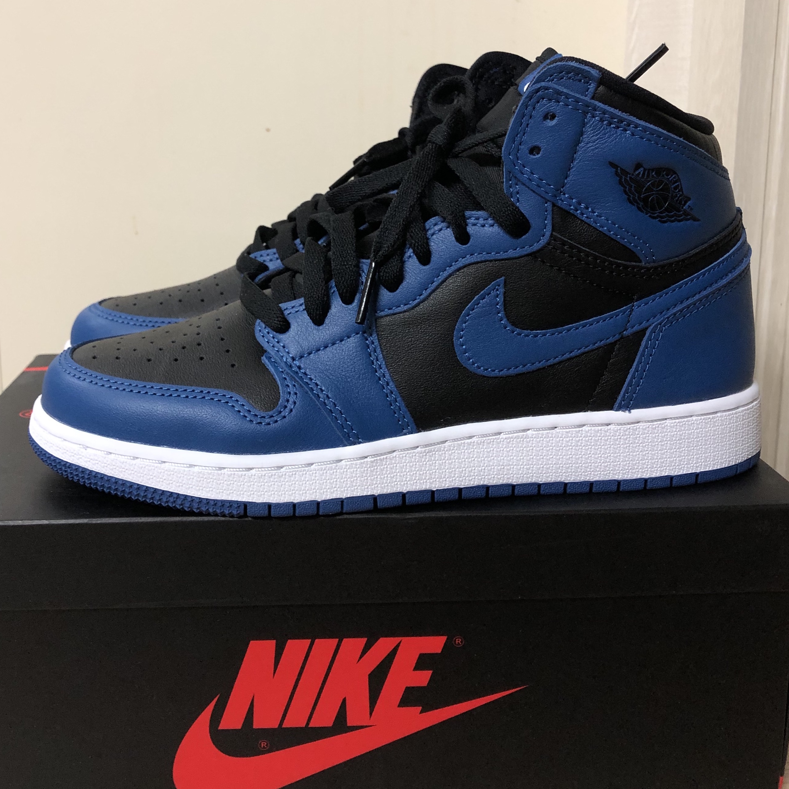 (GS) Jordan 1 Retro High OG Dark Marina Blue 착용 스타일 - 3