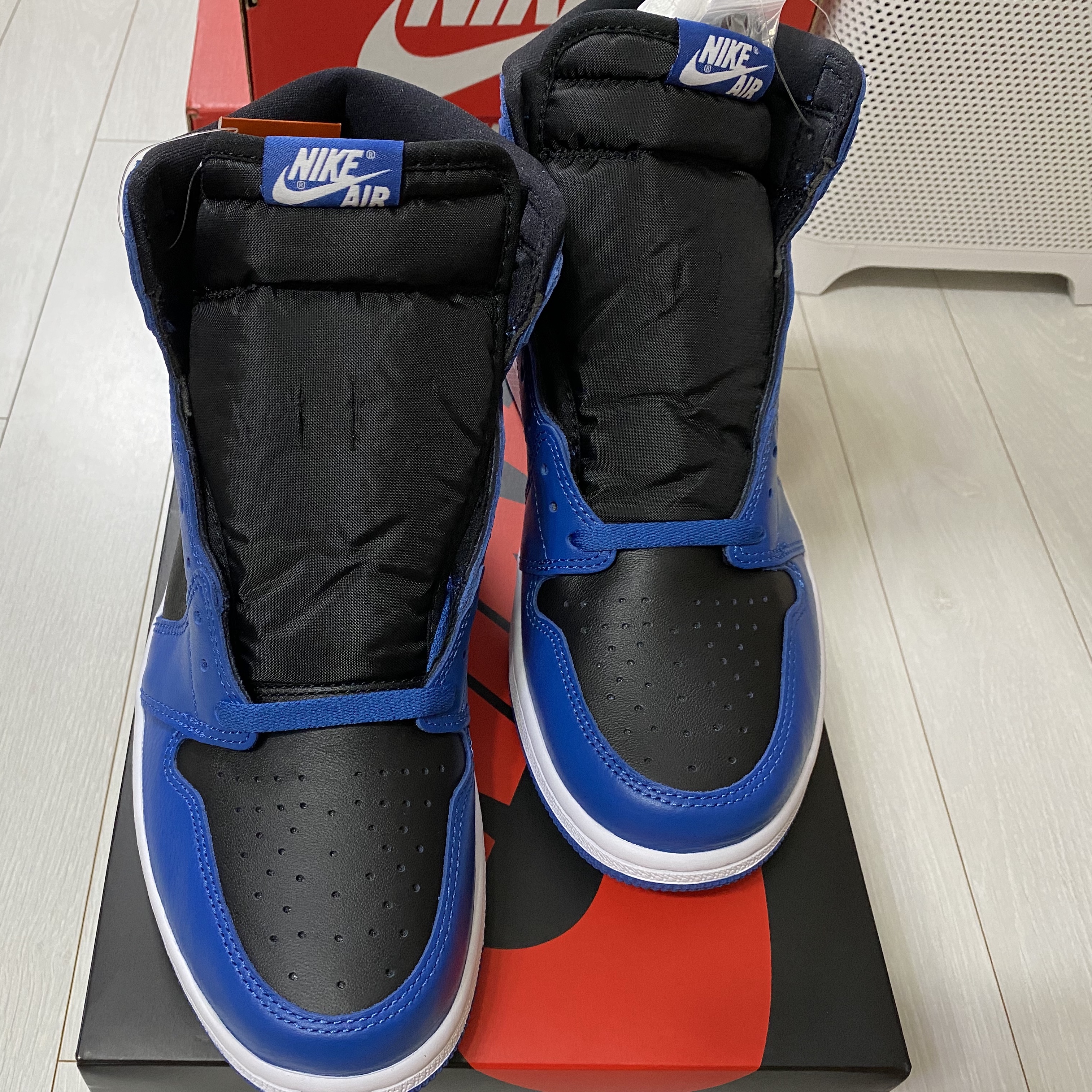 Jordan 1 Retro High OG Dark Marina Blue 착용 스타일 - 3