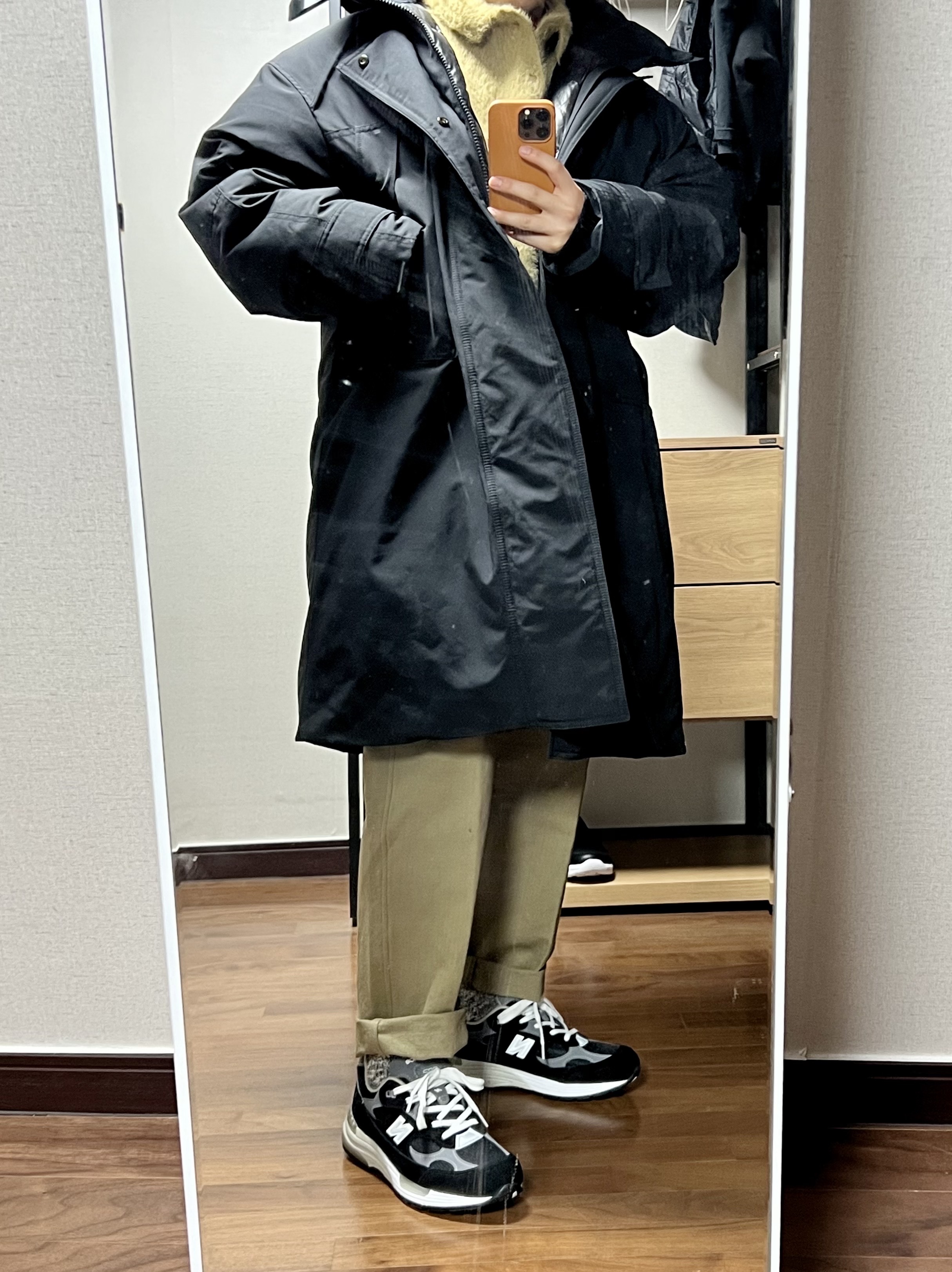 New Balance 992 Made in USA Black Grey 착용 스타일