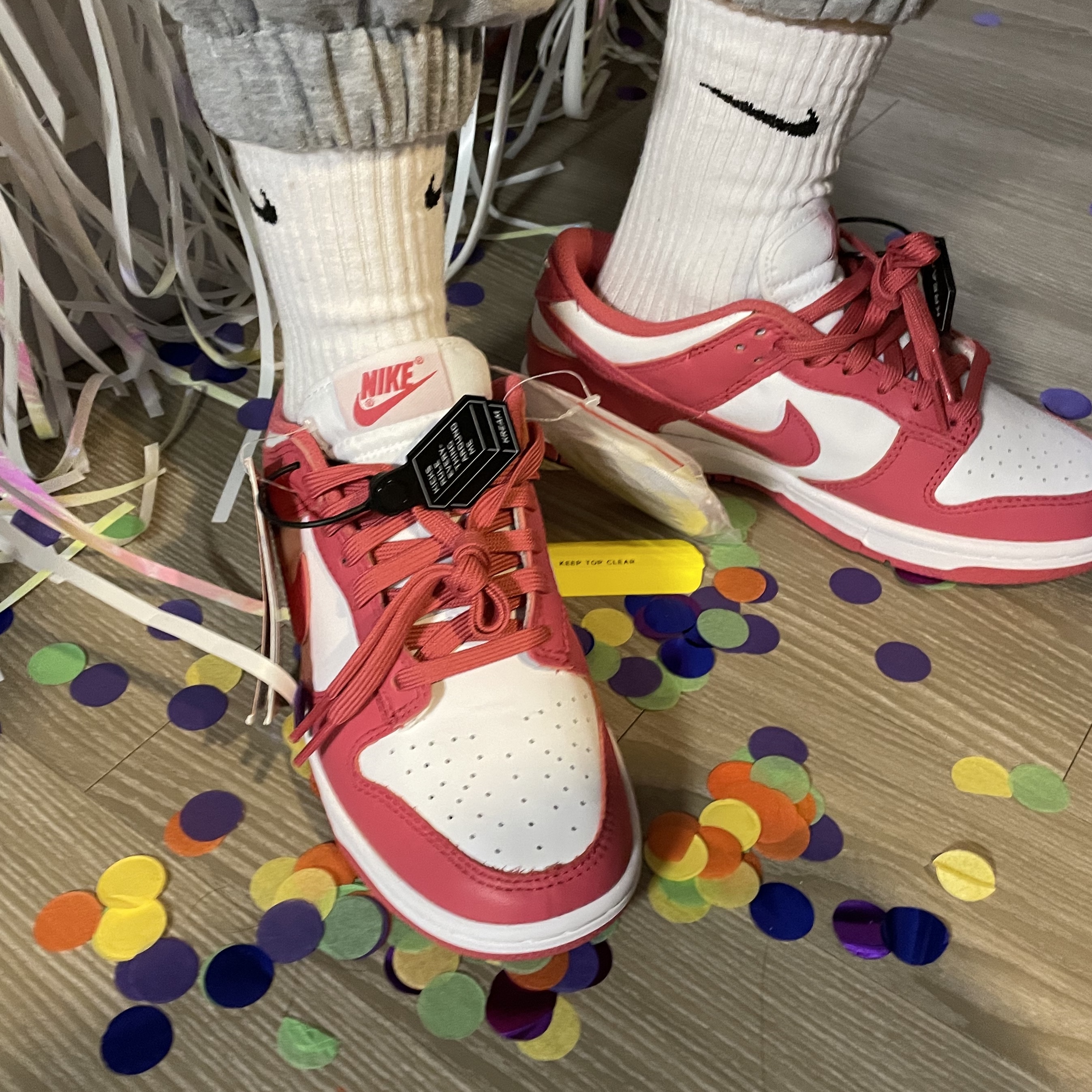 (W) Nike Dunk Low Archeo Pink 착용 스타일