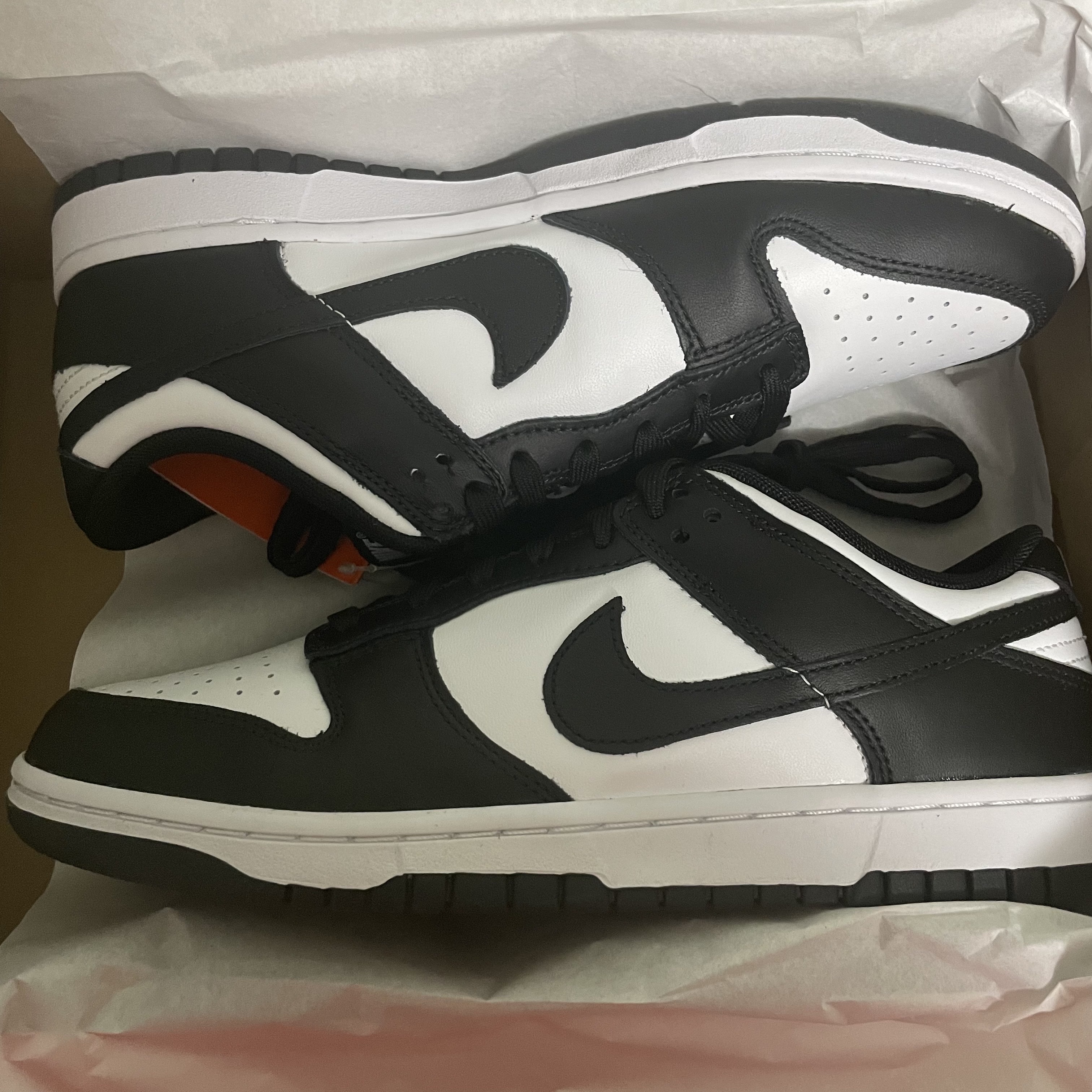 Nike Dunk Low Retro Black 착용 스타일 - 3