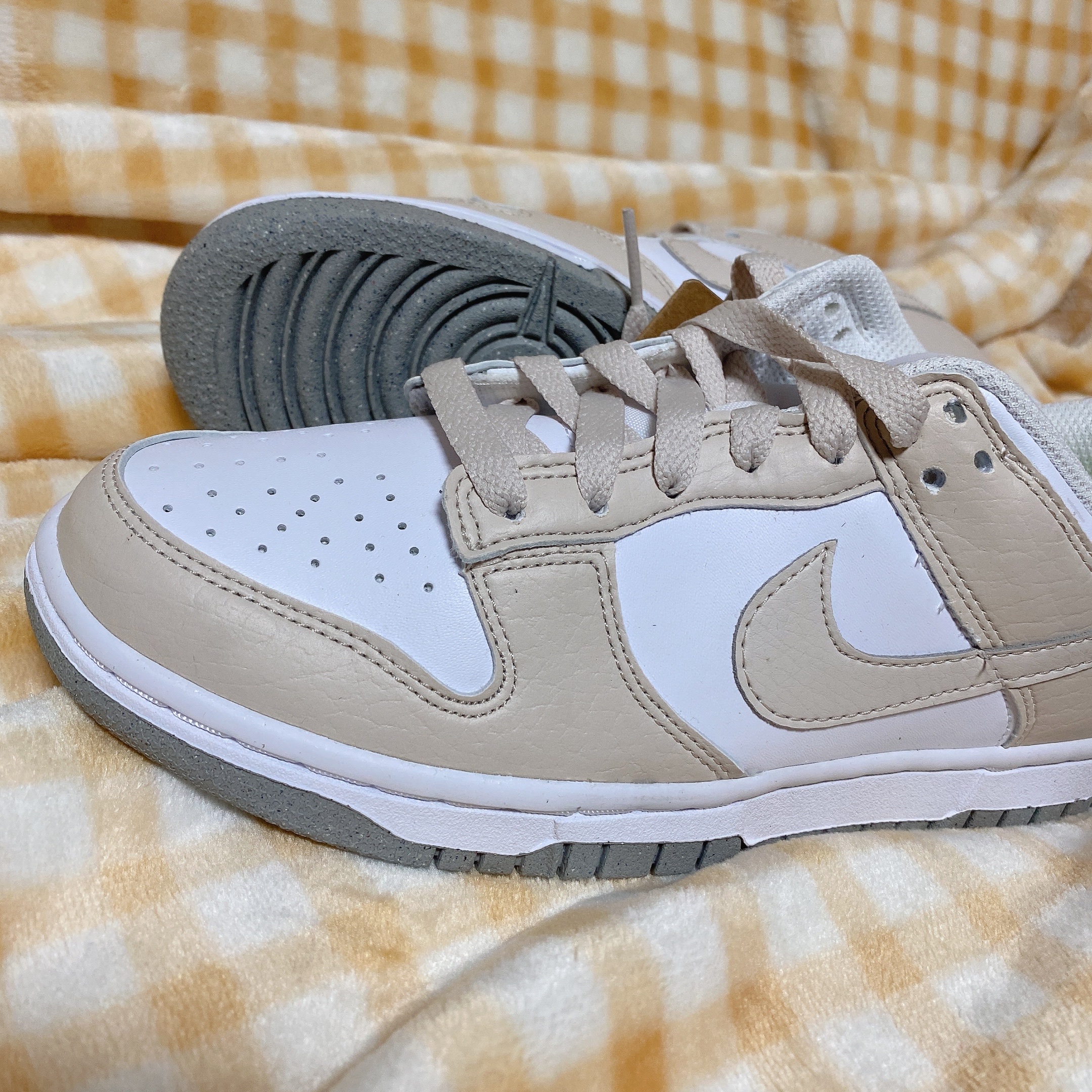 (W) Nike Dunk Low Next Nature Light Orewood Brown 착용 스타일 - 2