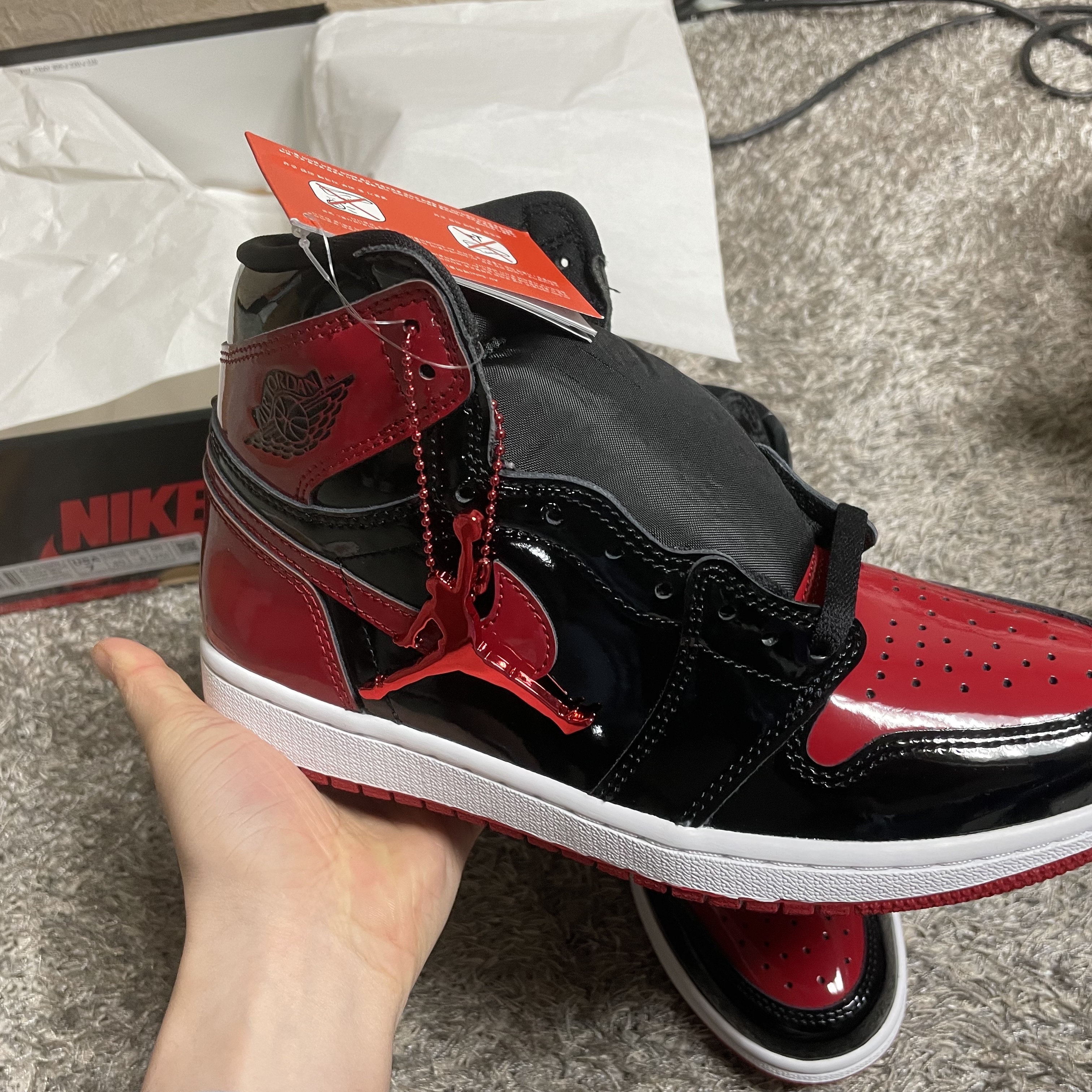 Jordan 1 Retro High OG Patent Bred 착용 스타일