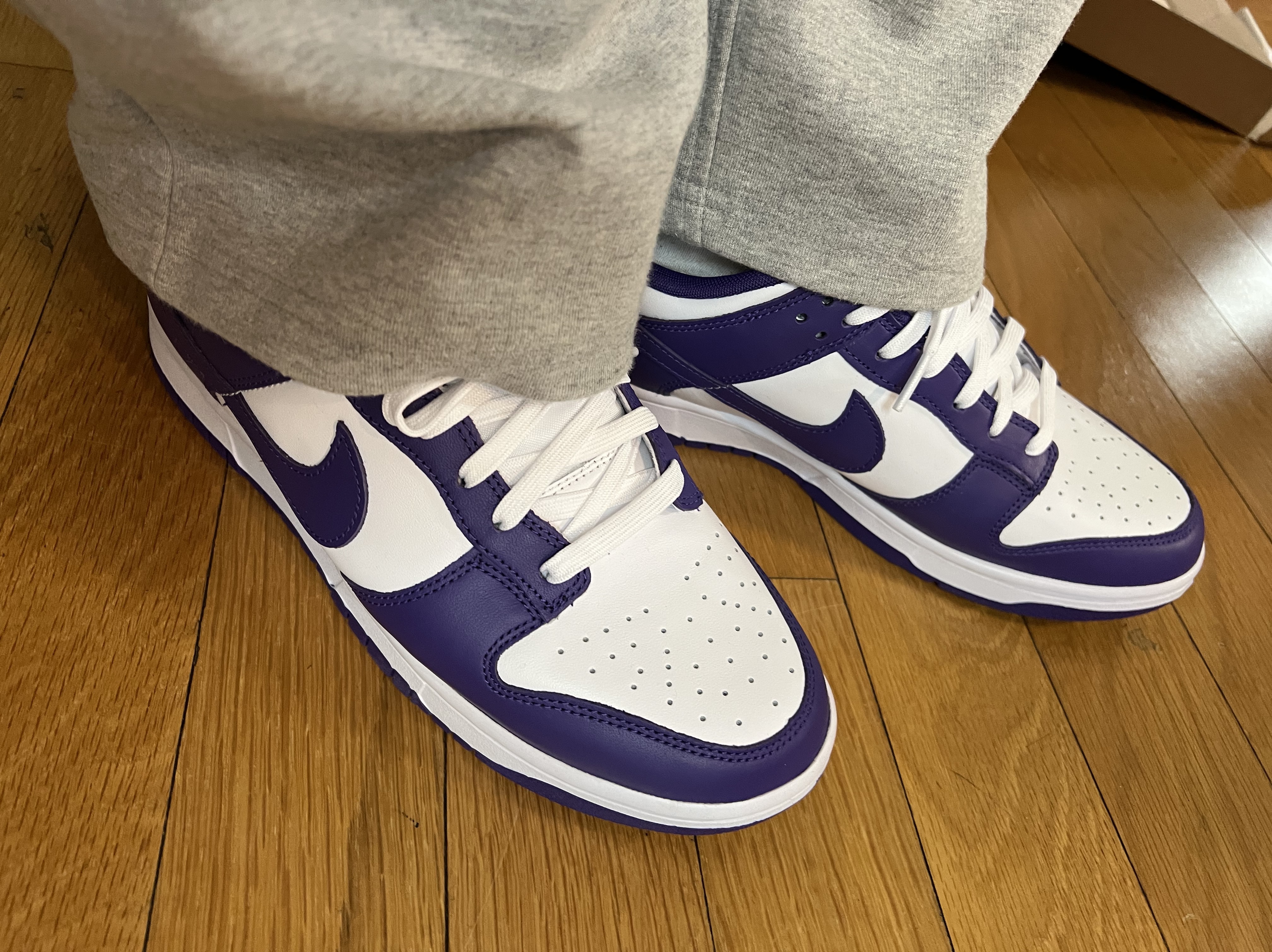 Nike Dunk Low Retro Championship Court Purple, (W) Nike Dunk Low Light Bone 착용 스타일 - 4