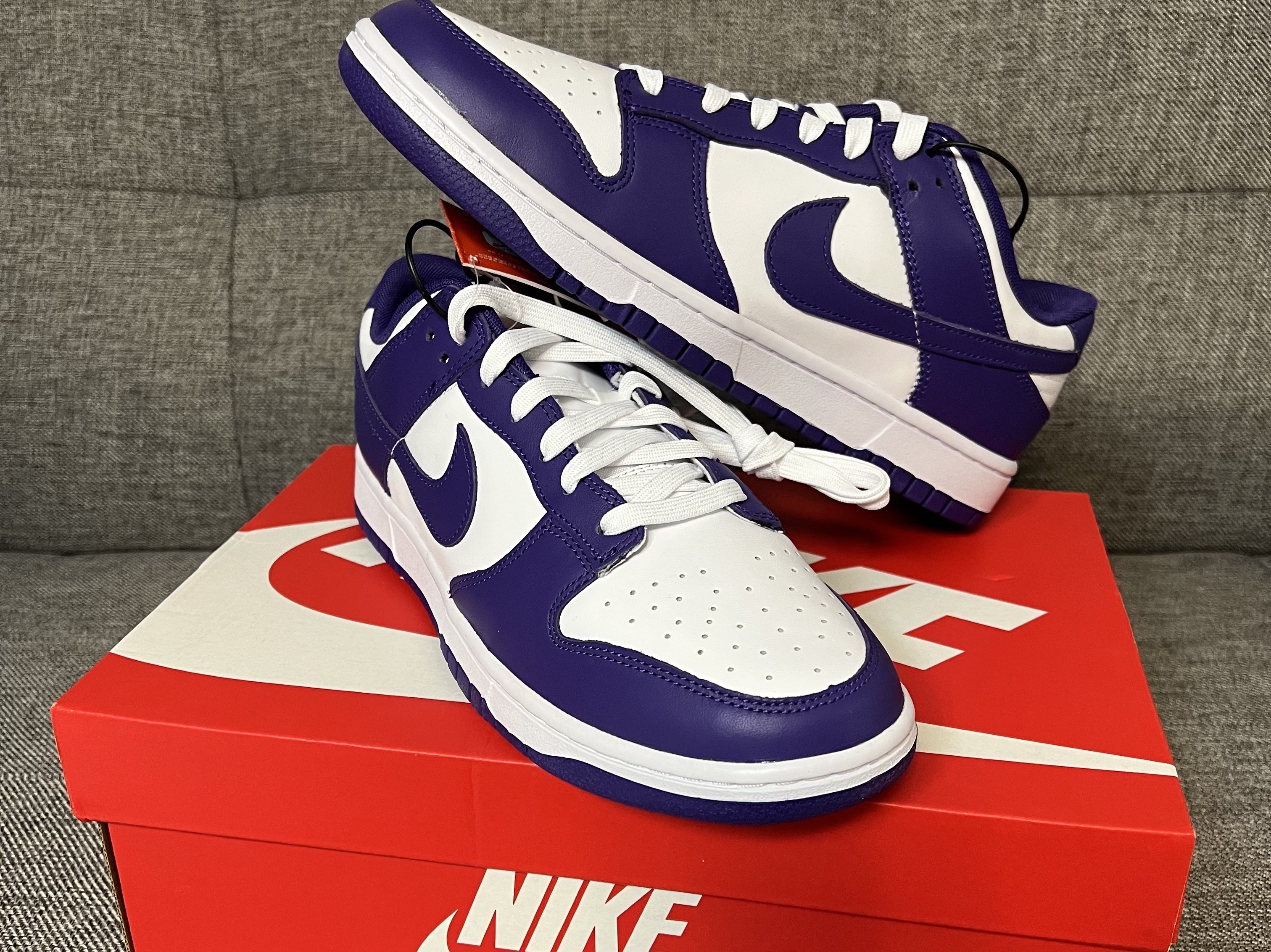 Nike Dunk Low Retro Championship Court Purple, (W) Nike Dunk Low Light Bone 착용 스타일 - 2