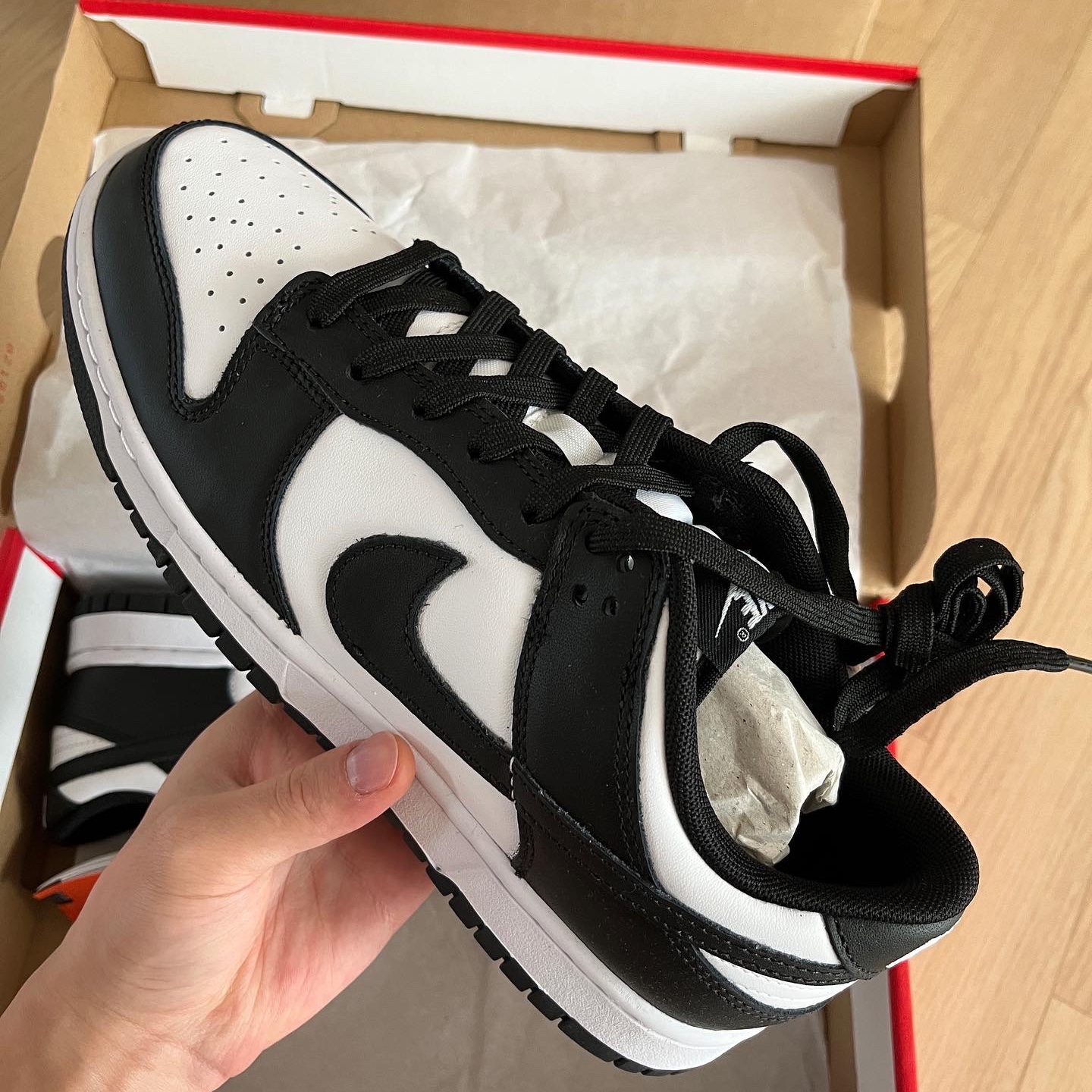 Nike Dunk Low Retro Black 착용 스타일 - 3