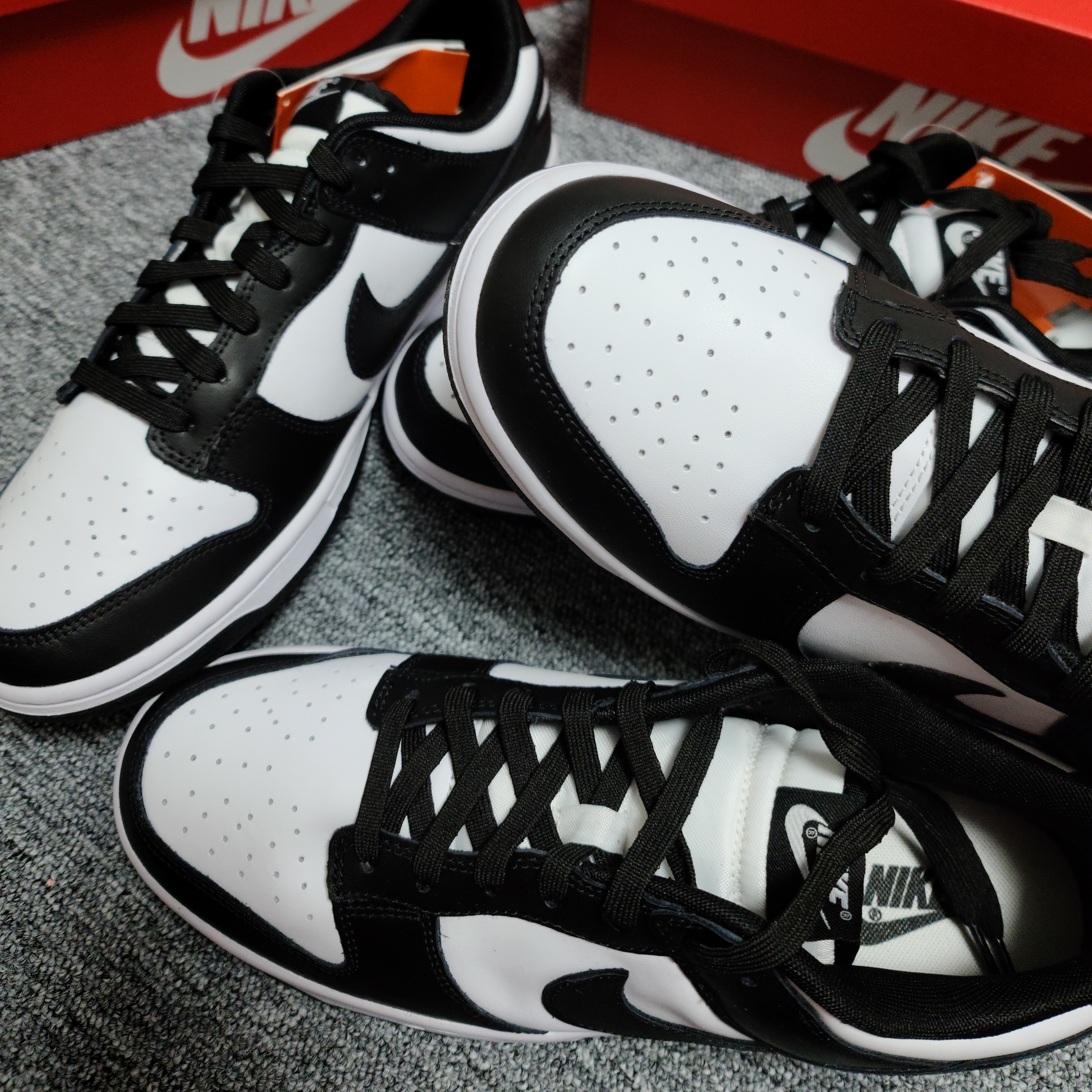 Nike Dunk Low Retro Black 착용 스타일