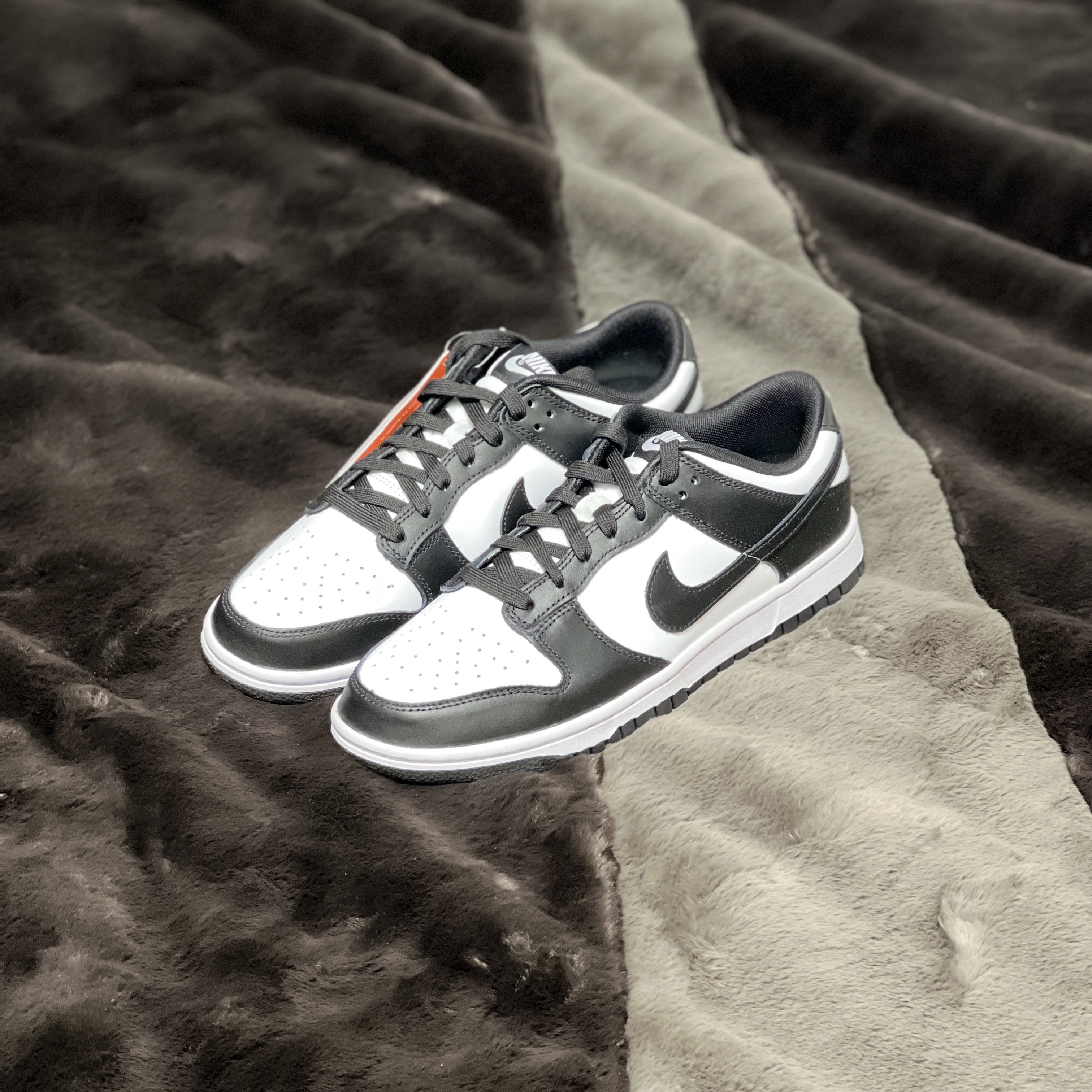 Nike Dunk Low Retro Black 착용 스타일 - 3