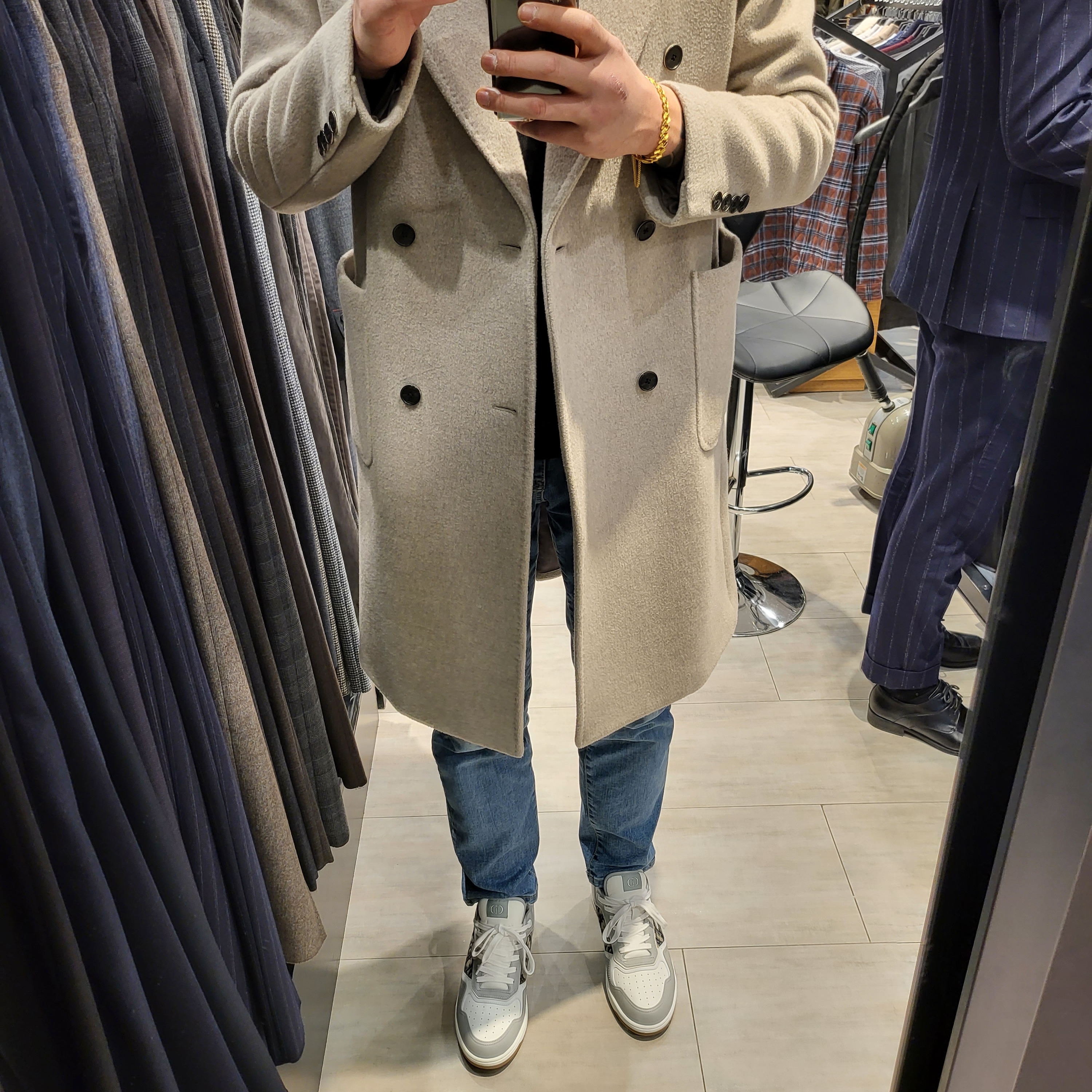Dior B27 Low-Top Sneakers Gray 착용 스타일