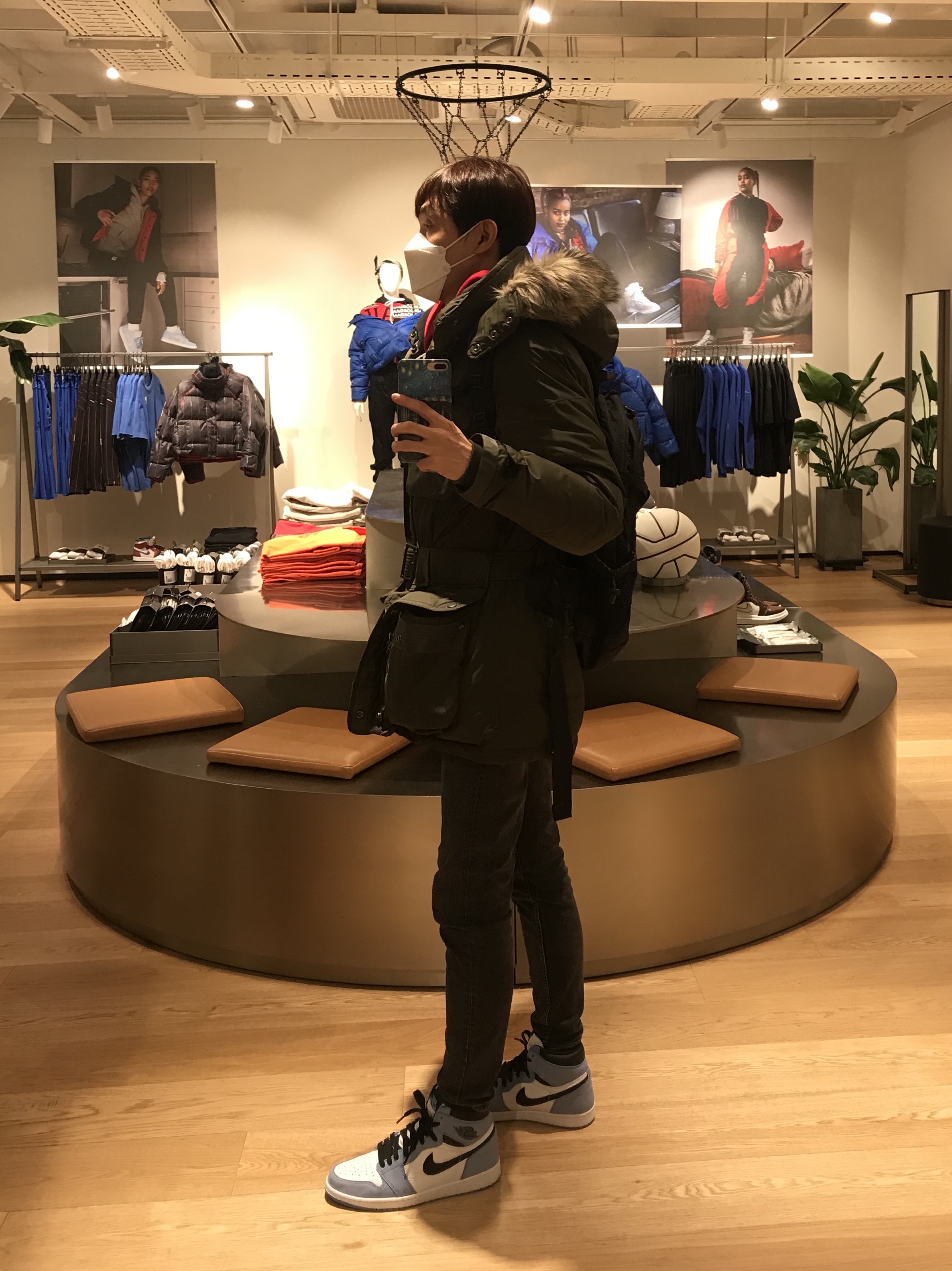 Jordan 1 Retro High OG University Blue 착용 스타일