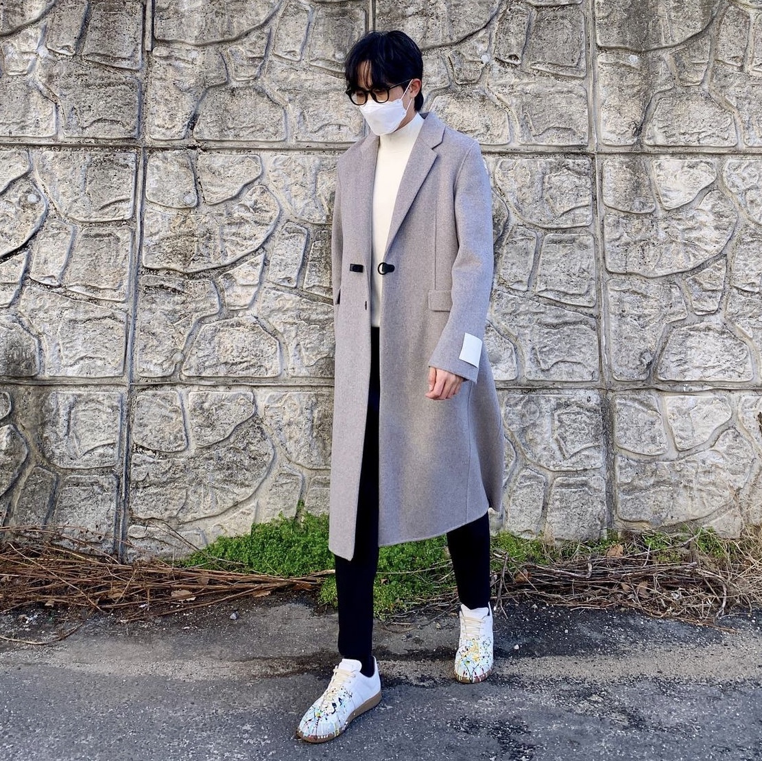 Maison Margiela Replica Paint Drop Sneakers 착용 스타일 - 2