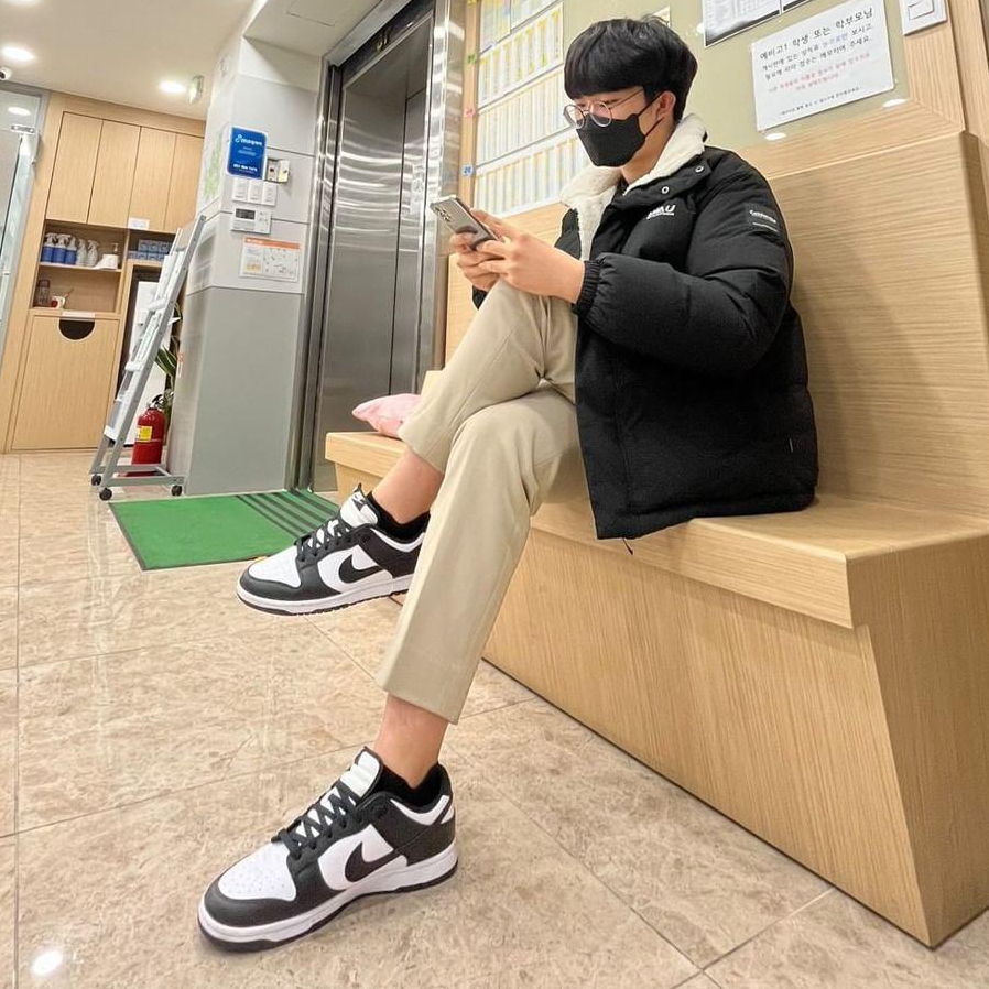 Nike Dunk Low Retro Black 착용 스타일
