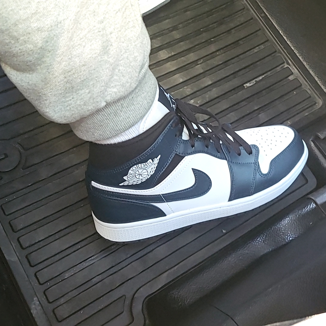 Jordan 1 Mid Dark Teal 착용 스타일 - 2