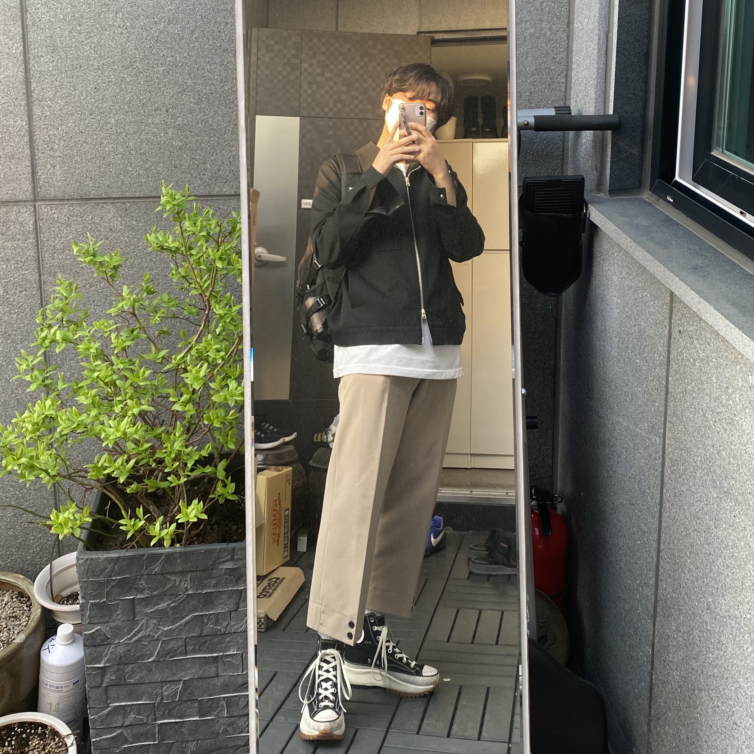 Converse x JW Anderson Run Star Hike Hi Black 착용 스타일