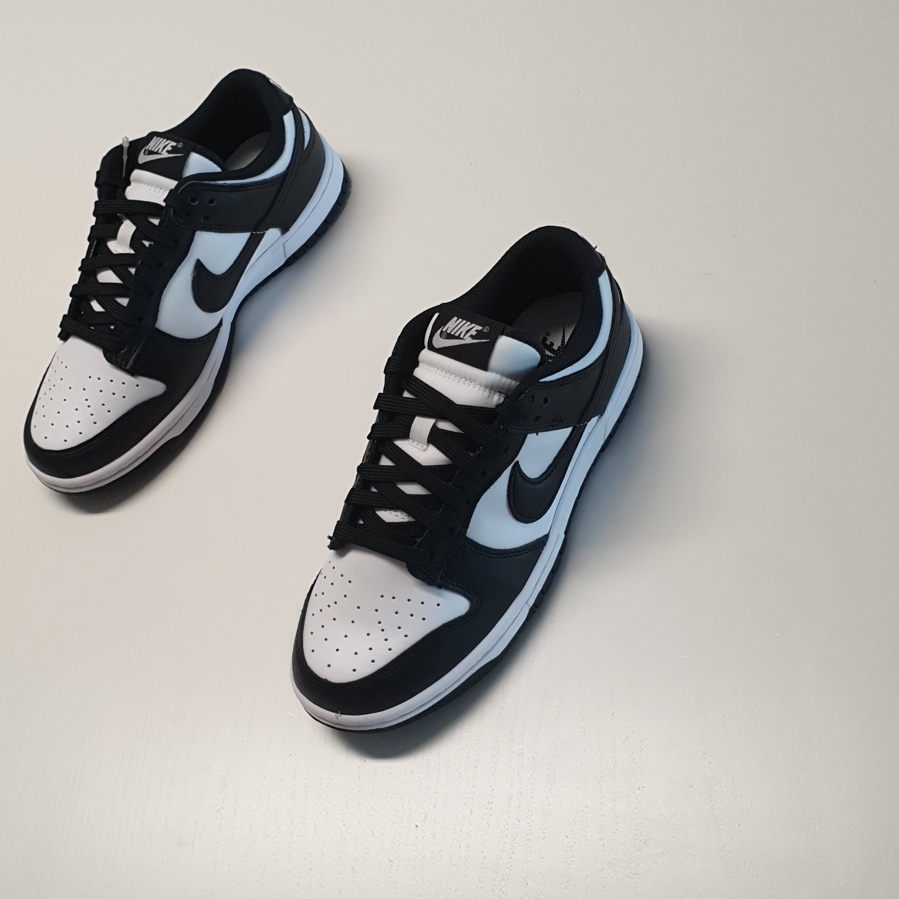 (W) Nike Dunk Low Black 착용 스타일 - 5