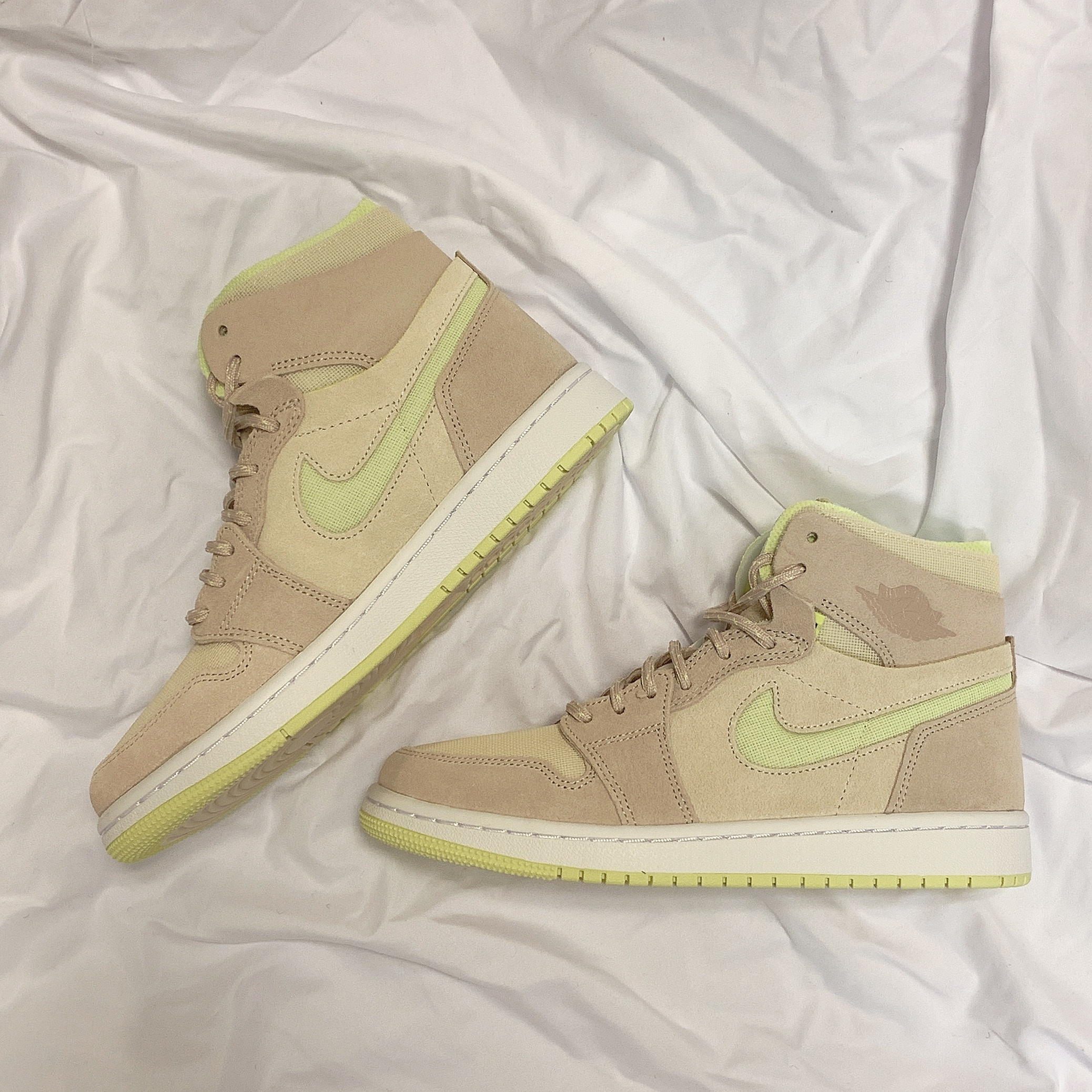 (W) Jordan 1 Zoom Air CMFT Lemon Twist 착용 스타일