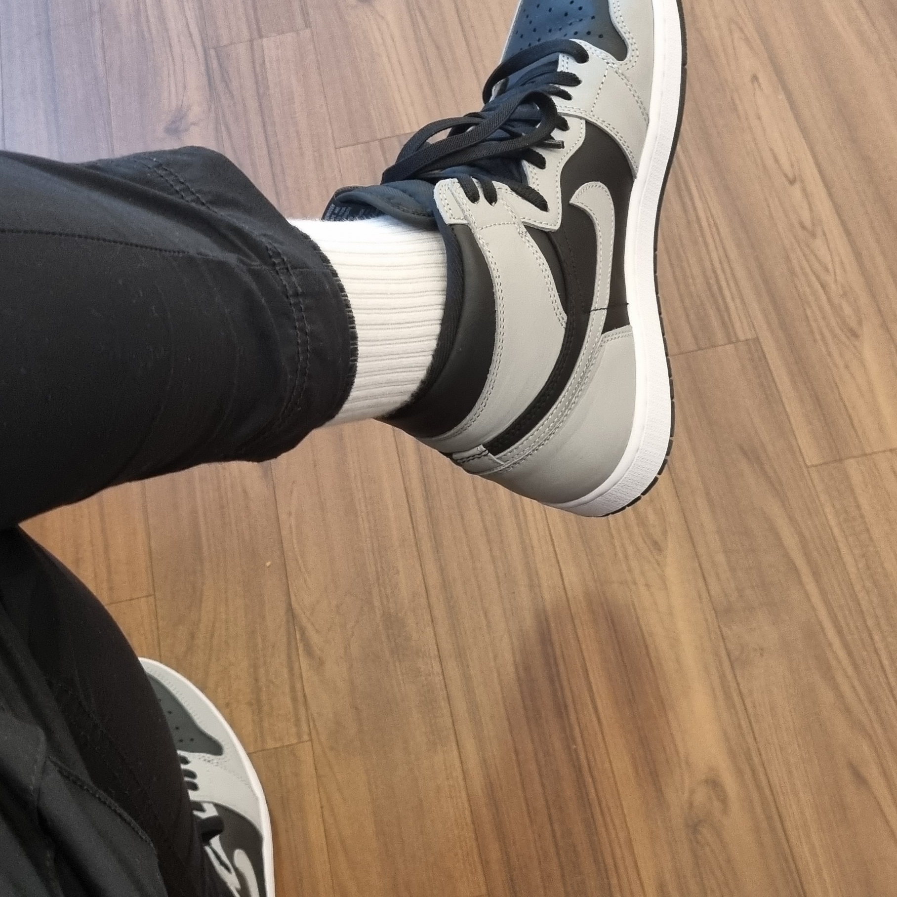 Jordan 1 Retro High OG Shadow 2.0 착용 스타일 - 1