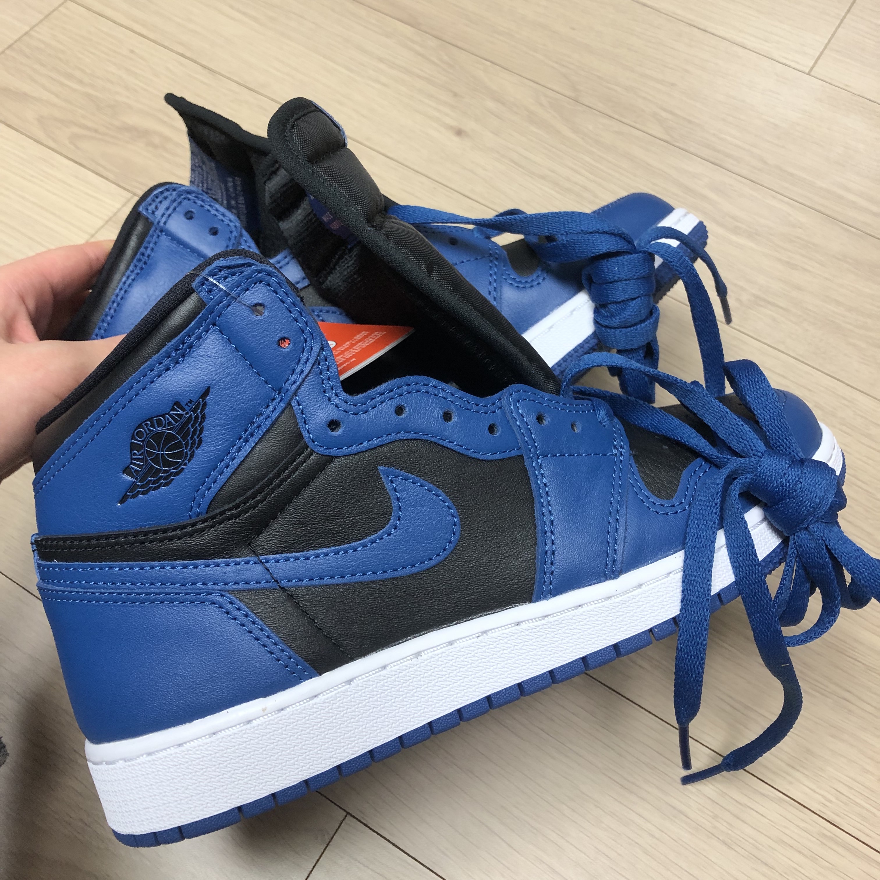 (GS) Jordan 1 Retro High OG Dark Marina Blue 착용 스타일 - 1