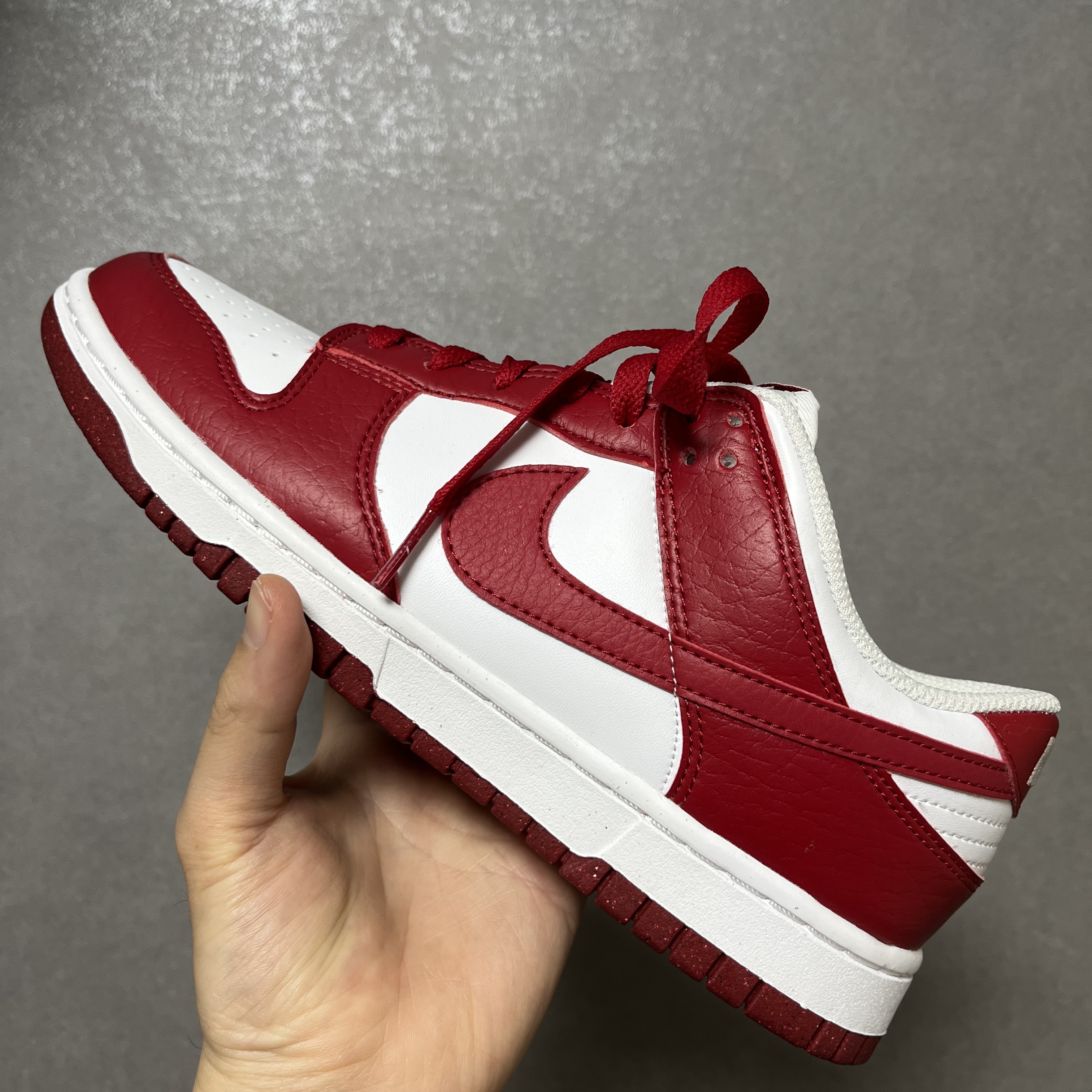 (W) Nike Dunk Low Next Nature Gym Red 착용 스타일