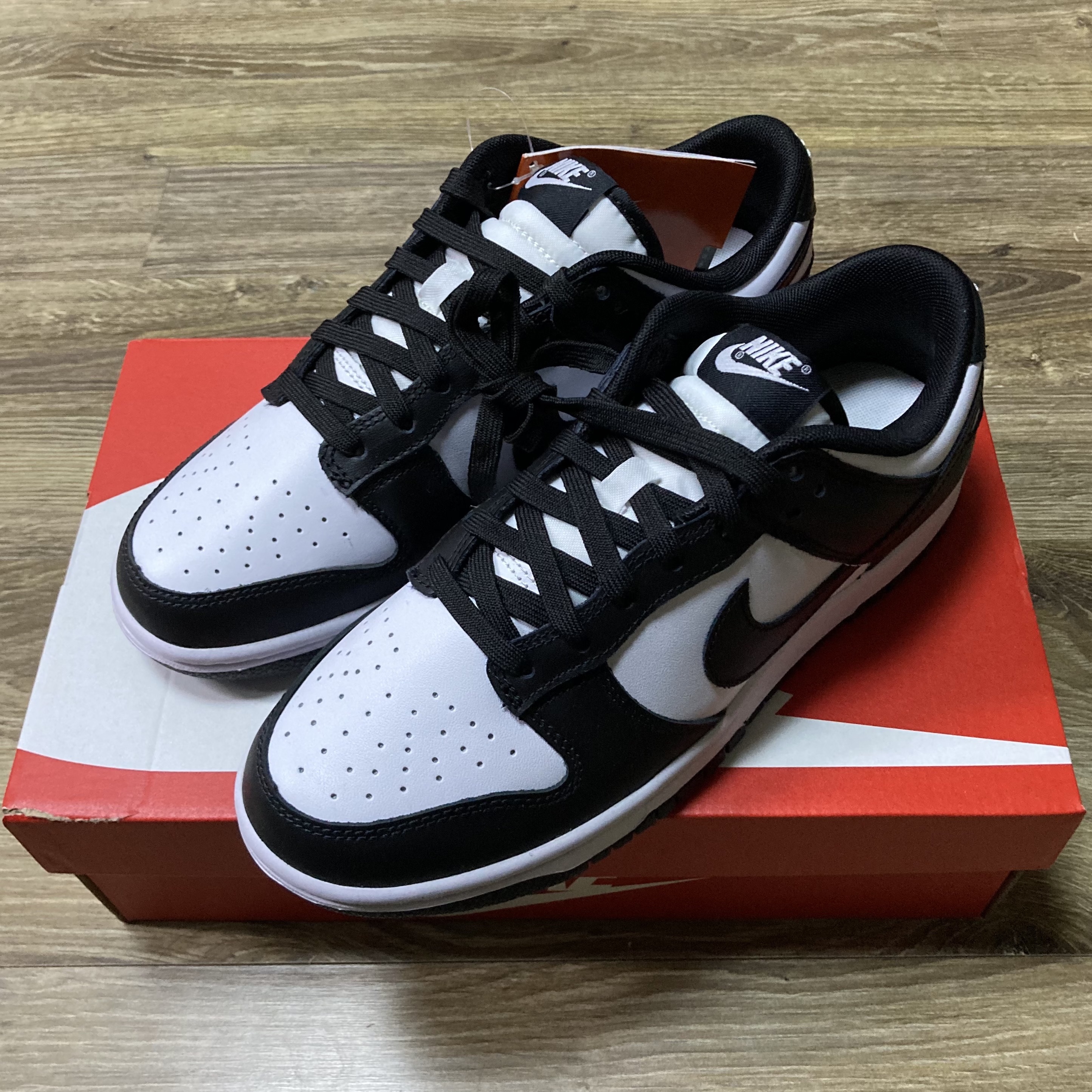 Nike Dunk Low Retro Black, (W) Nike Dunk Low Black 착용 스타일 - 2