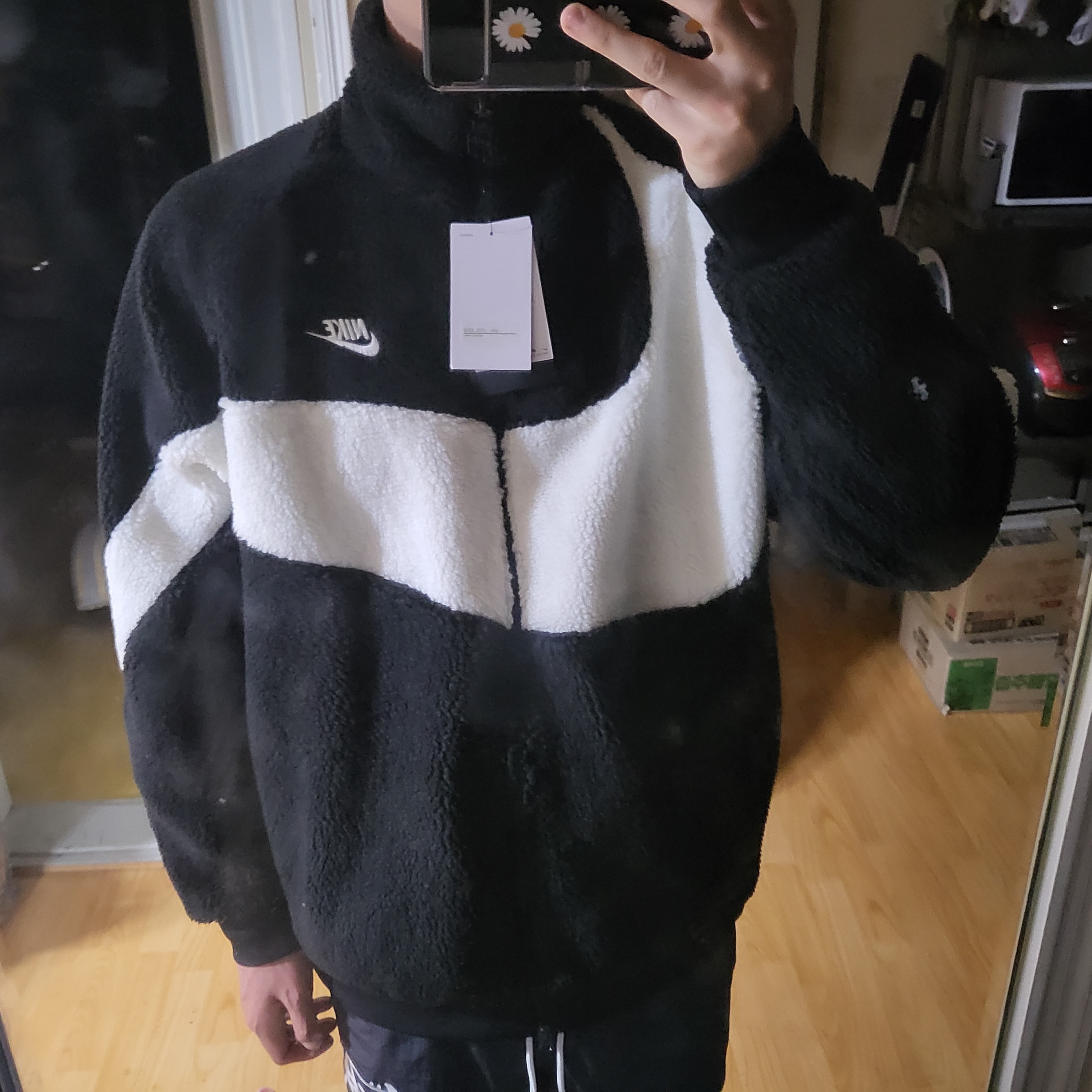 Nike Big Swoosh Full Zip Jacket Black Sail 착용 스타일